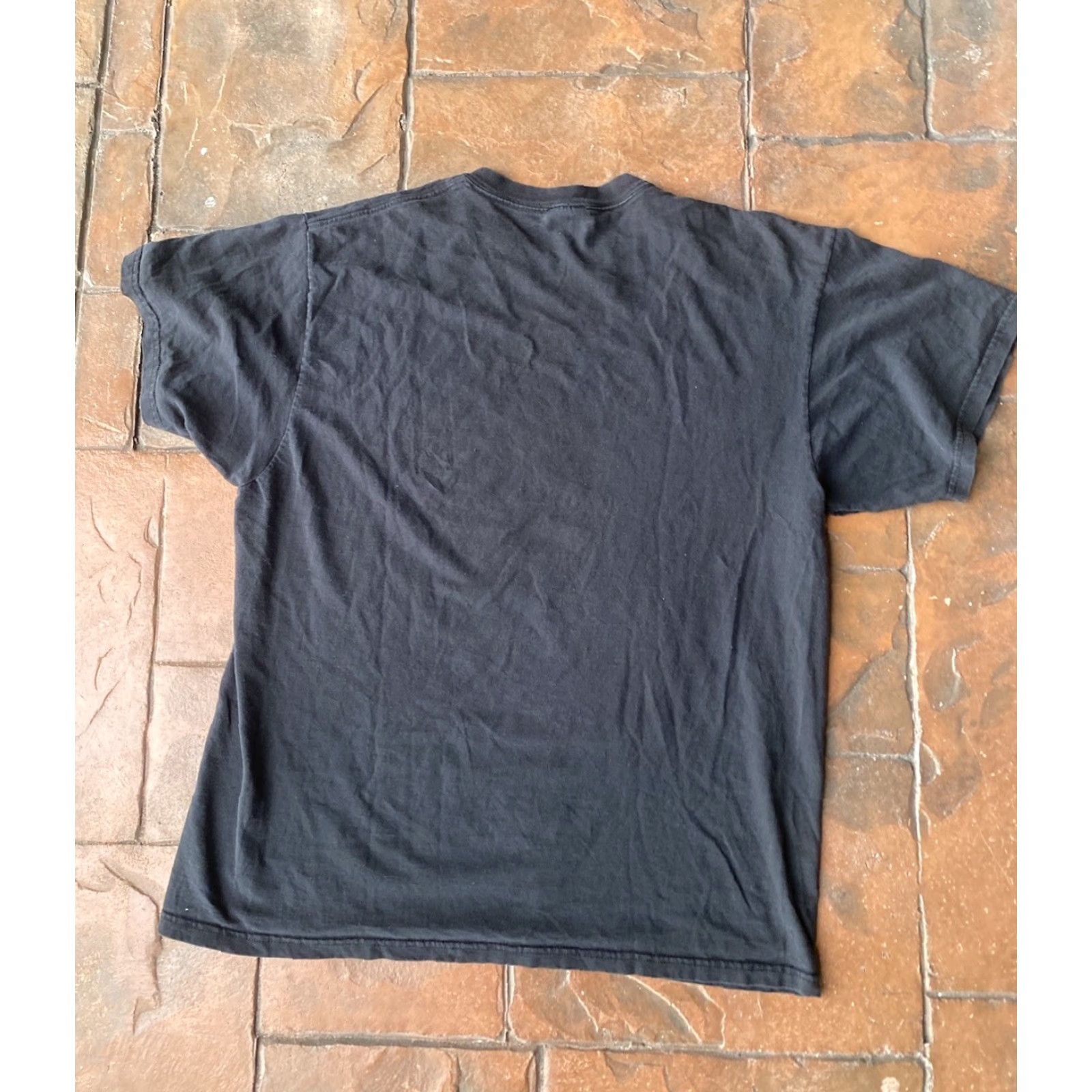 Nike VINTAGE Nike Swoosh Graphic T-Shirt Large Black USA 90s Mens Shirt Size US L / EU 52-54 / 3 - 3 Thumbnail