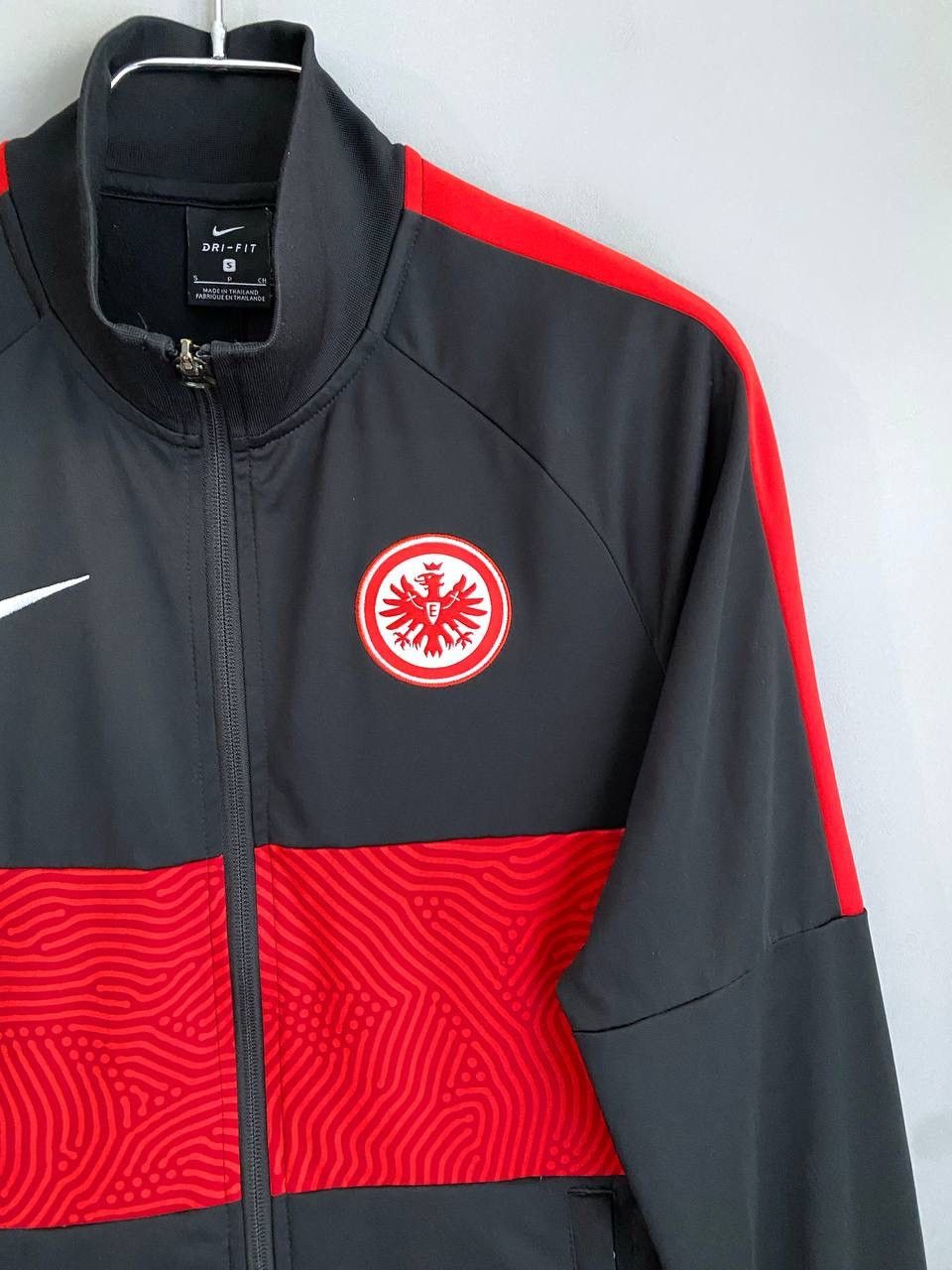 Nike Eintracht Frankurt 2020/21 Football Training Track Jacket, S Size US S / EU 44-46 / 1 - 4 Thumbnail