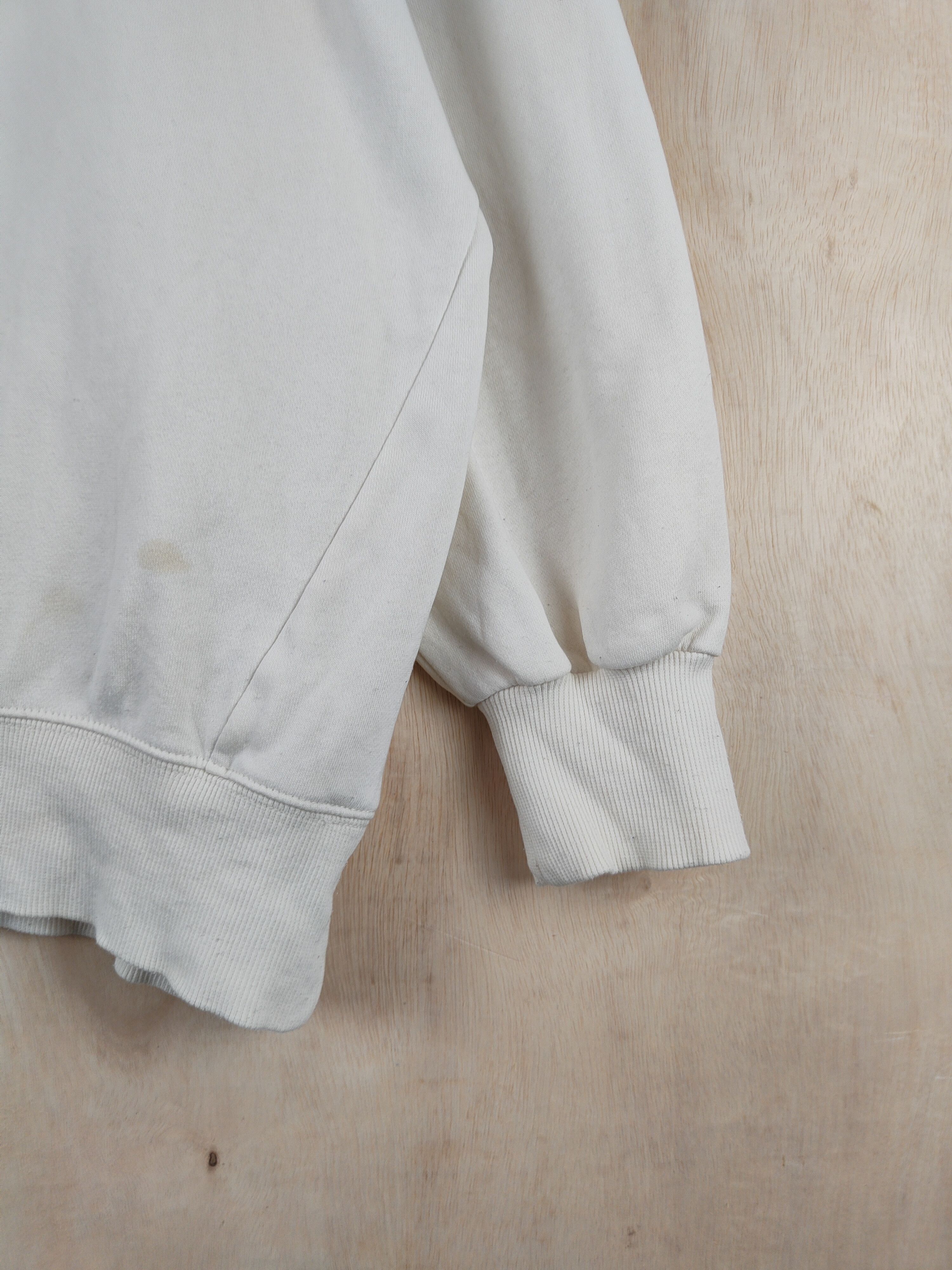 GU × Japanese Brand × Vintage GU Cream vintage japan Sweatshirts #S2469 Size US L / EU 52-54 / 3 - 6 Thumbnail