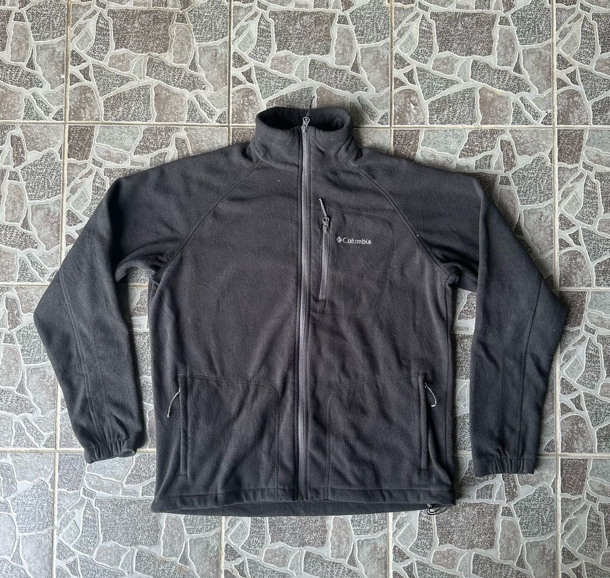 Columbia sweater