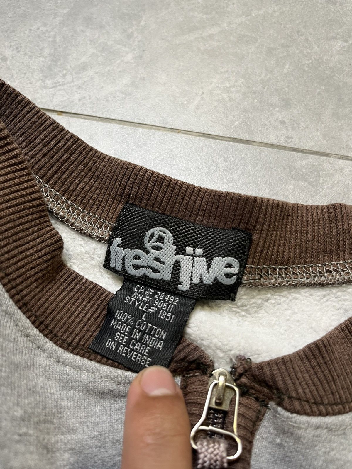 Freshjive Vintage 90s Freshjive Quarter Zip Sweatshirt Size US L / EU 52-54 / 3 - 5 Thumbnail