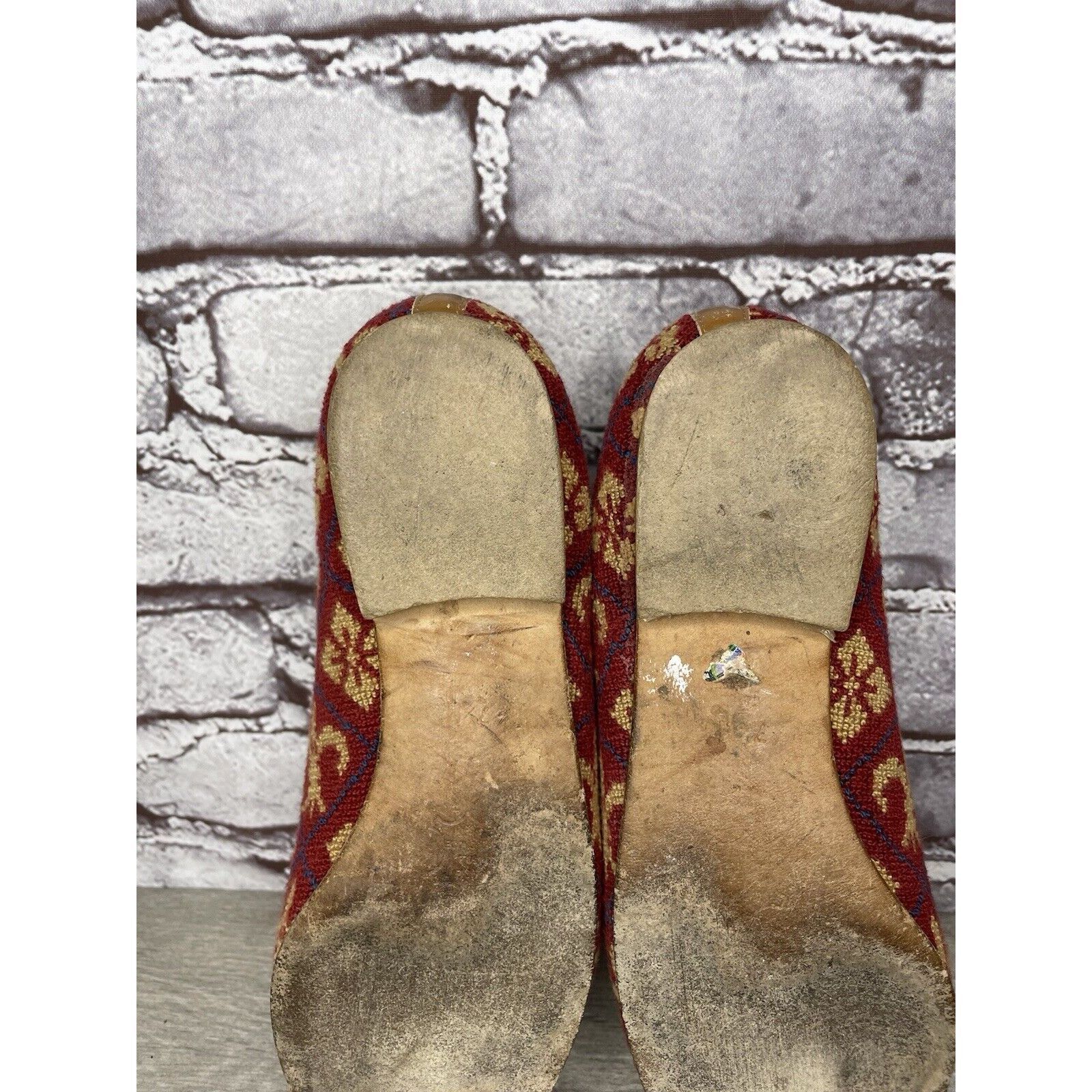Other Zalo Red Fabric Gold Pattern Slip On Needle Loafers Shoes Wo Size US 7.5 / IT 37.5 - 15 Thumbnail