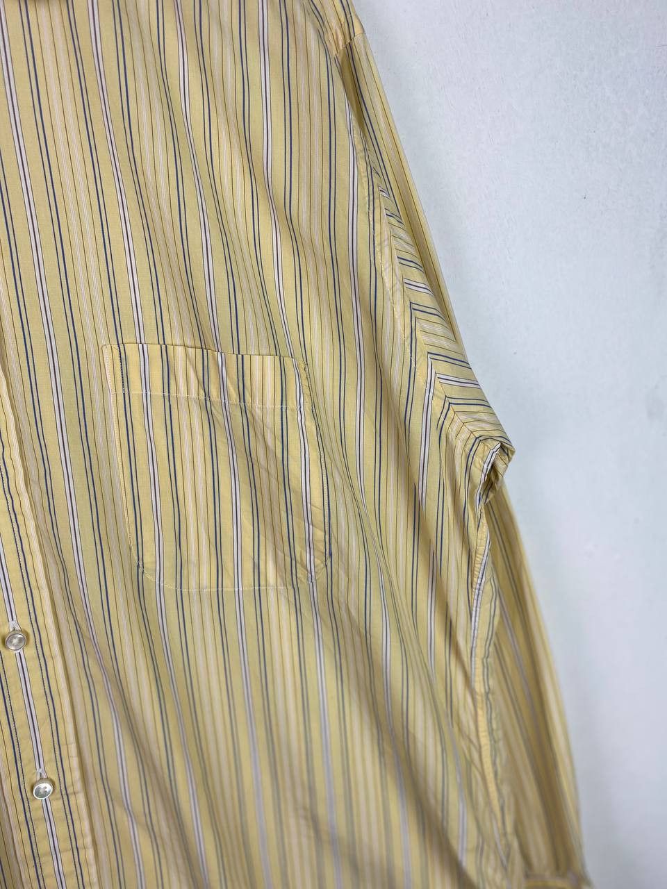 Burberry vintage burberry shirt by neiman marcus nice design Size US XL / EU 56 / 4 - 3 Thumbnail