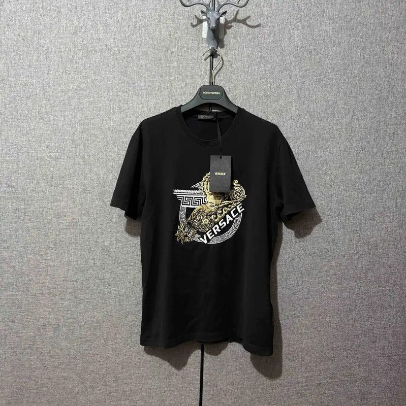 Versace Versace Black Cotton Logo T-Shirt for Men 0089 Size US S / EU 44-46 / 1 - 1 Thumbnail