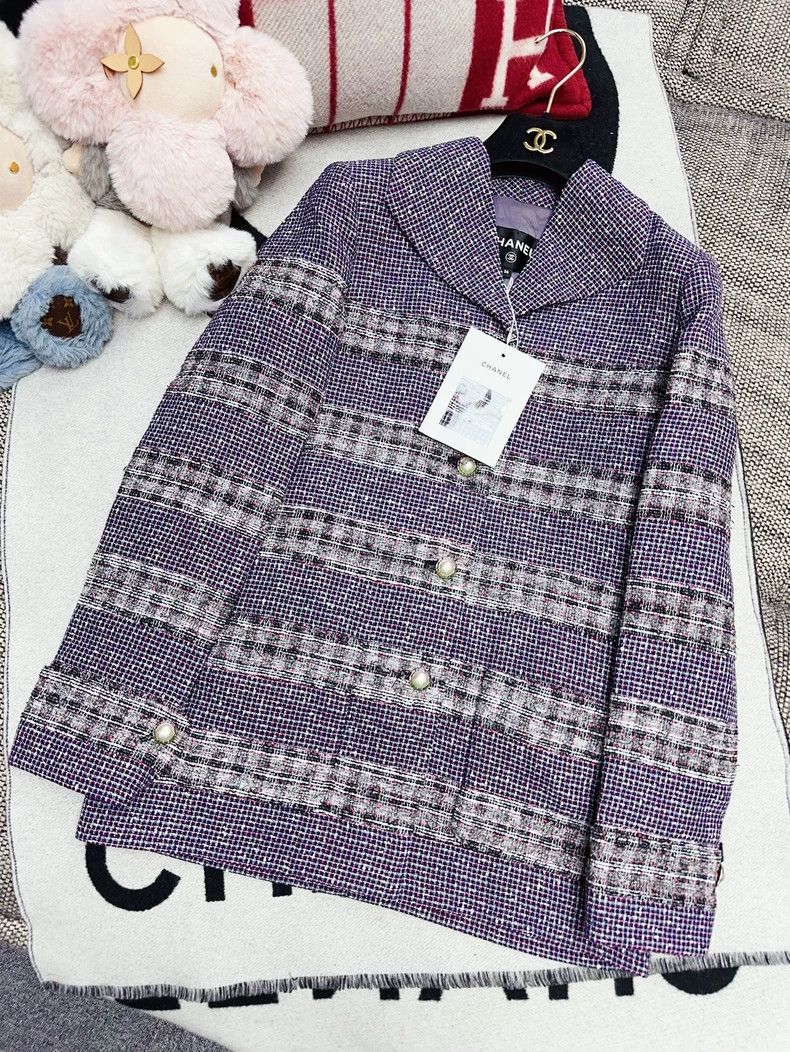 Chanel Chanel 17P purple lapel striped tweed coat Size XS / US 0-2 / IT 36-38 - 1 Thumbnail