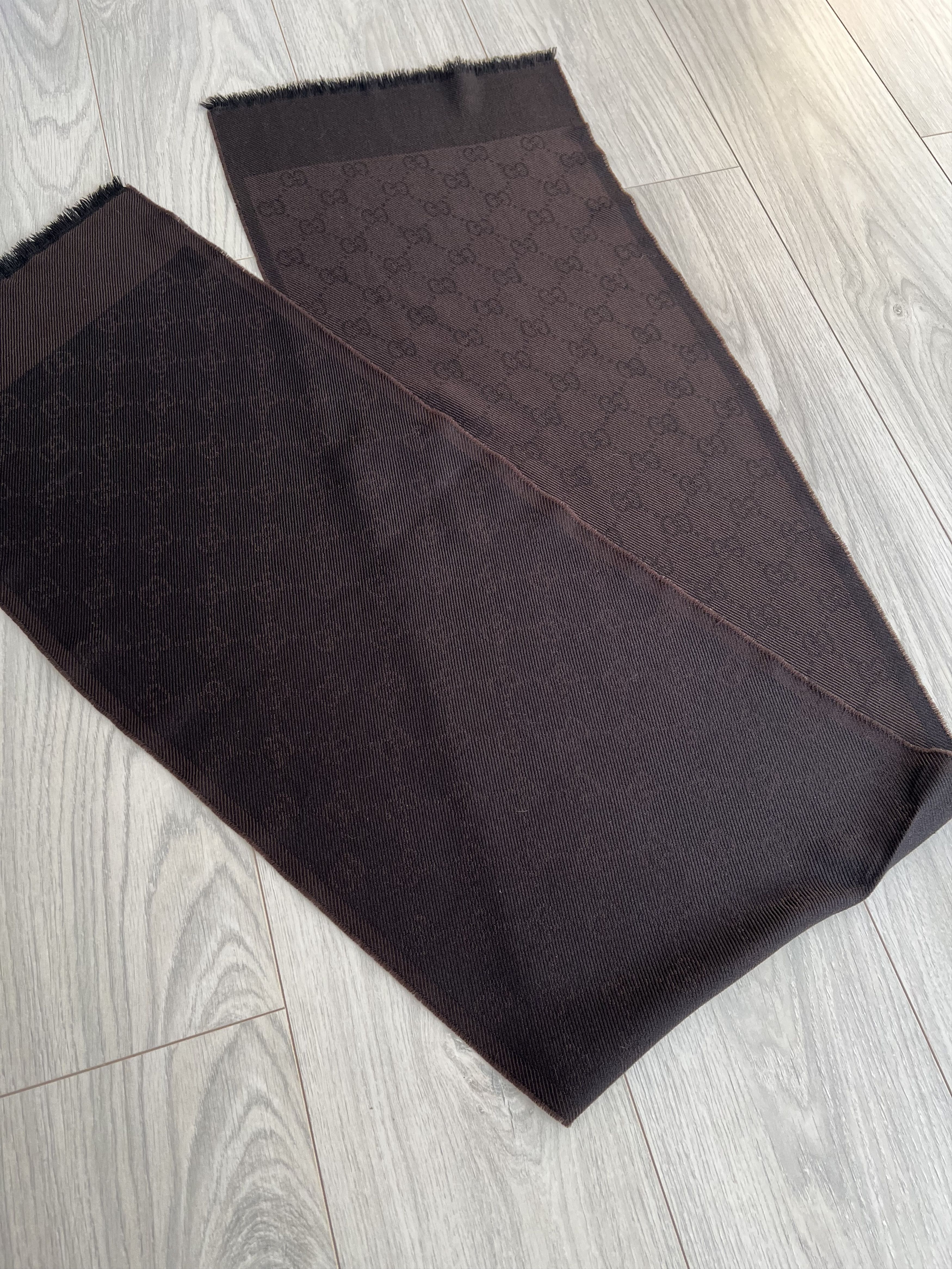 Gucci Gucci 100% Wool Scarf GG Logo Monogram Made in Italy Size ONE SIZE - 3 Thumbnail