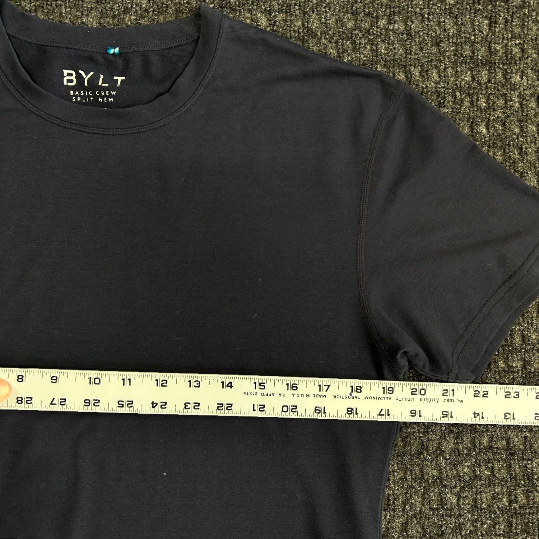 Vintage BYLT T Shirt Basic Crew Navy Blue Mens M Short Sleeve Crew Neck Logo Knit Cotton Blend T-Shirt All Seasons Casual Athletic Streetwear Sportswear Size US M / EU 48-50 / 2 - 4 Thumbnail