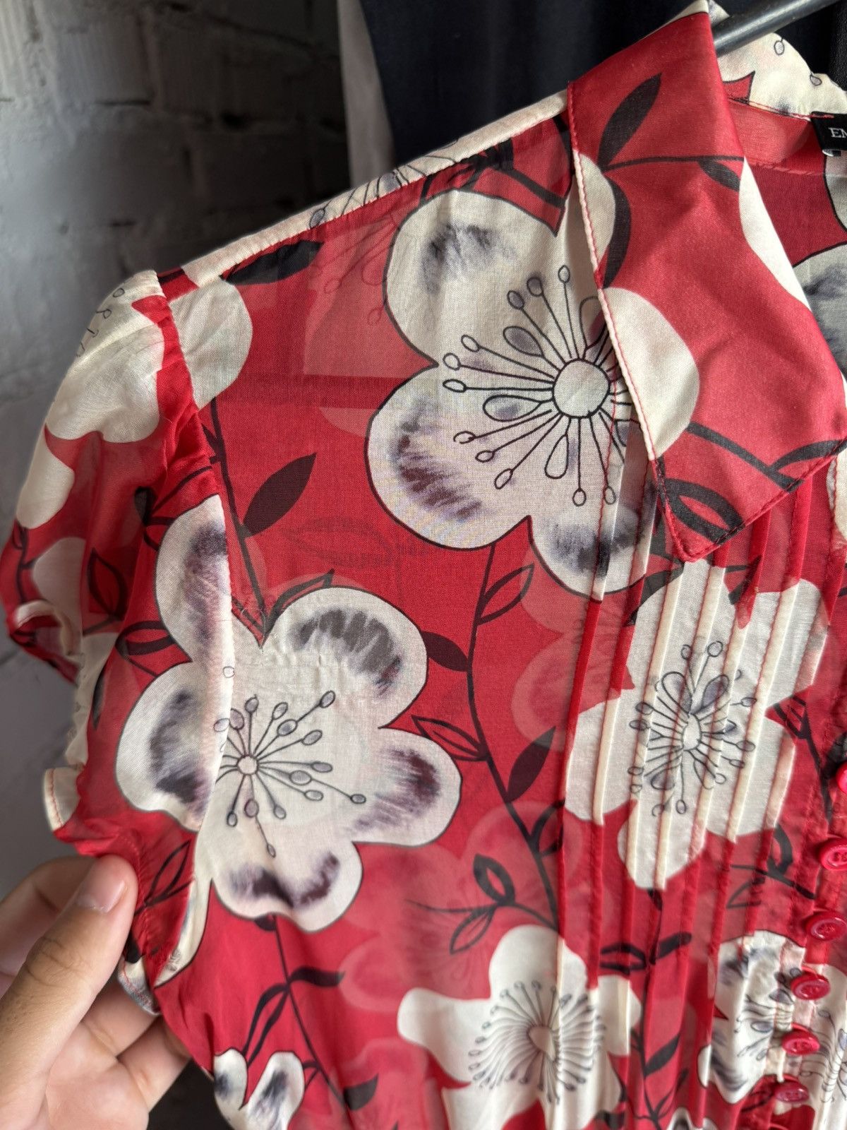 Emporio Armani Emporio Armani Silk Floral Flowers Silk Slim Dress 40 Women’s Red Designer Tunic Size S / US 4 / IT 40 - 9 Thumbnail