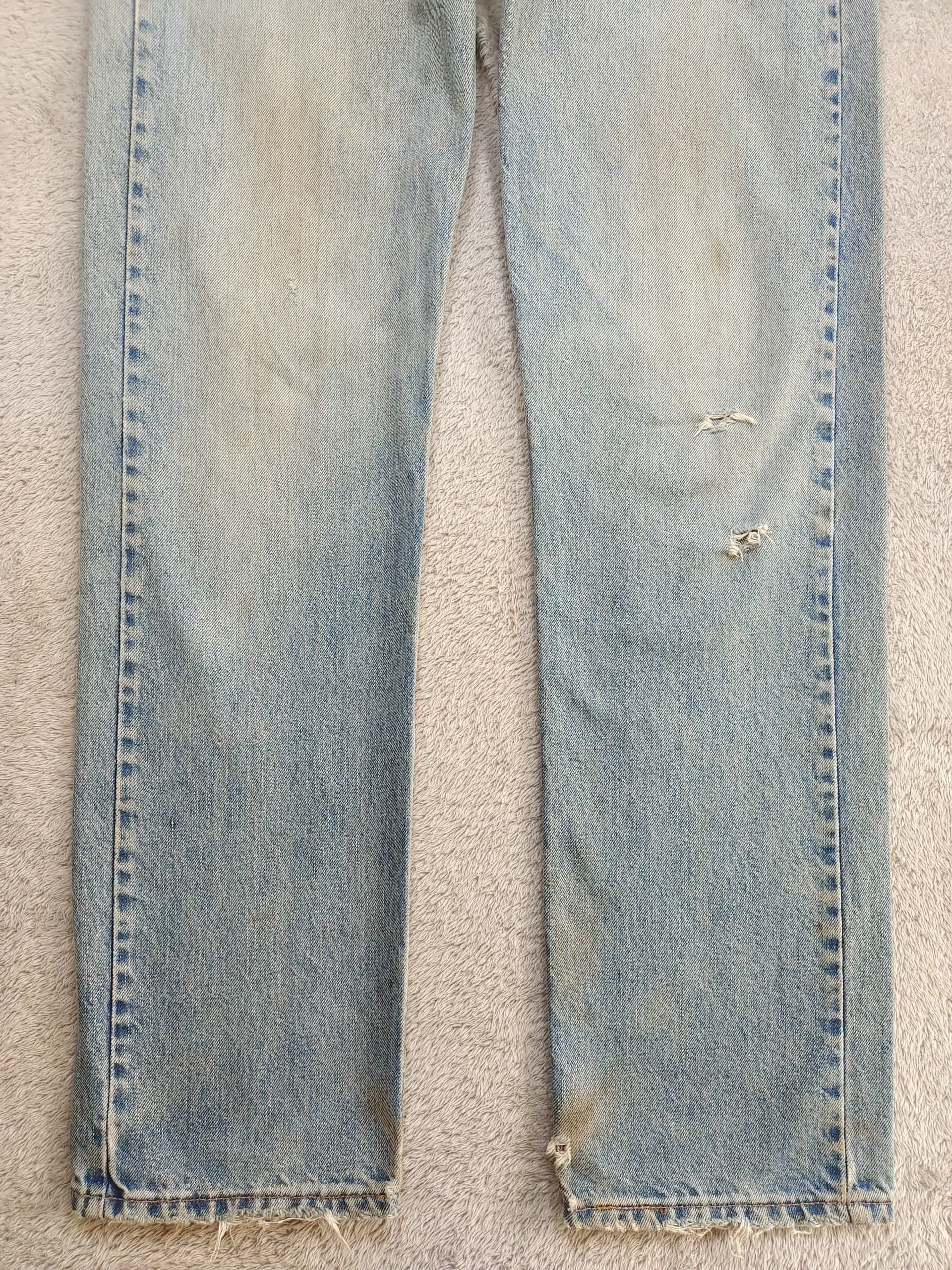 Levi's Levi’s 505 Light Wash Distressed Jeans Red Tab Straight Leg Size US 33 - 3 Thumbnail