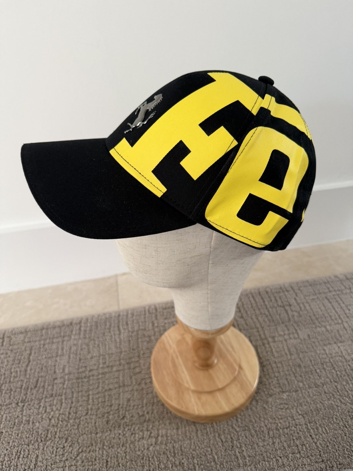 Ferrari Effelunga Logo Cap (Adjustable / One Size) Size ONE SIZE - 1 Thumbnail