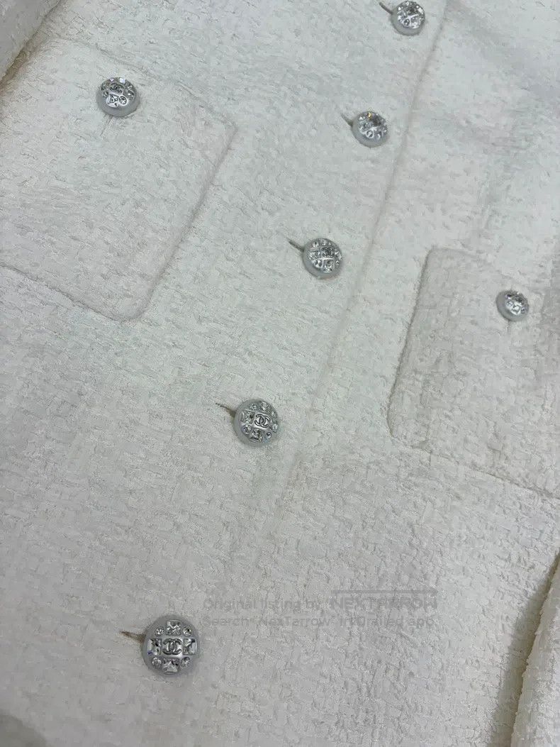 Chanel Chanel White tweed four-pocket jacket Size XS / US 0-2 / IT 36-38 - 3 Thumbnail