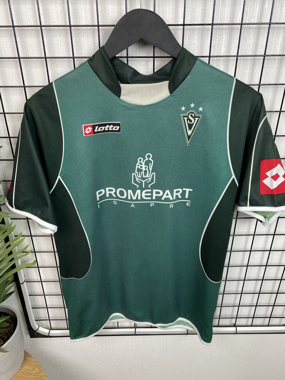 Lotto Sport Rare Santiago Wanderers Lotto 2005 soccer jersey camiseta Size US S / EU 44-46 / 1 - 2 Thumbnail