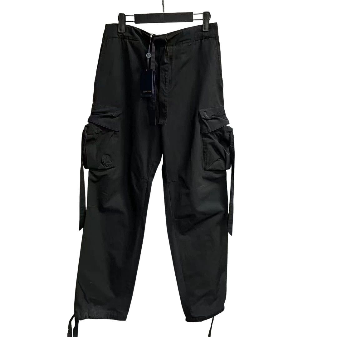 Louis Vuitton Louis Vuitton Multi-Pocket Cargo Pants US 31 Size US 31 - 1 Thumbnail