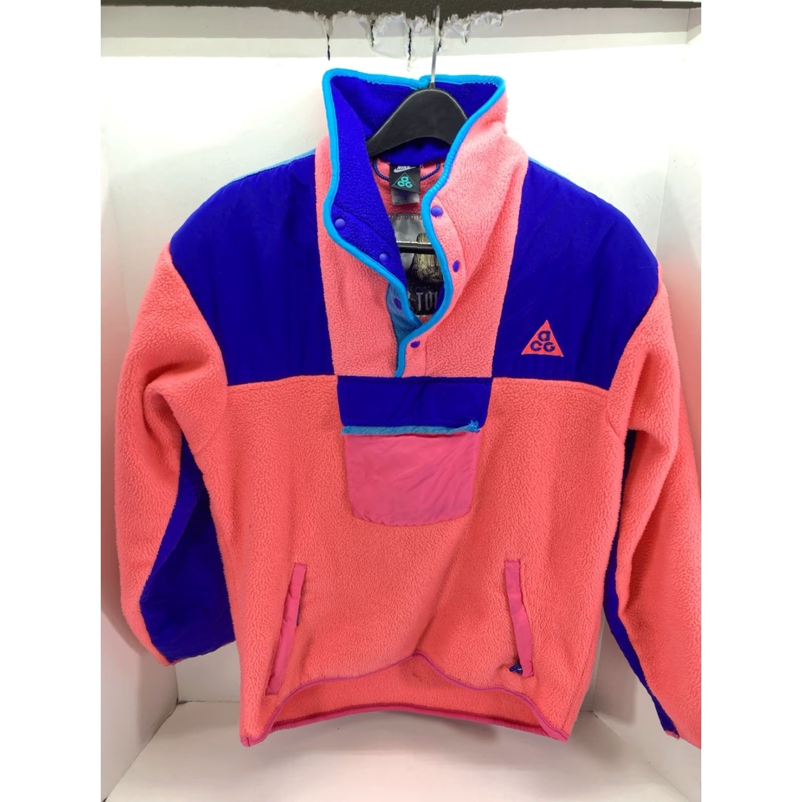Nike ACG VINTAGE Nike ACG Fleece Sweater Women Size Medium Pink Pullover Devils Tower Womens Sweatshirt Mock Neck Long Sleeve Size M / US 6-8 / IT 42-44 - 2 Thumbnail