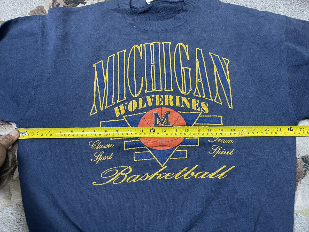 Fruit Of The Loom Vintage Michigan Wolverines Basketball Size US XL / EU 56 / 4 - 5 Thumbnail