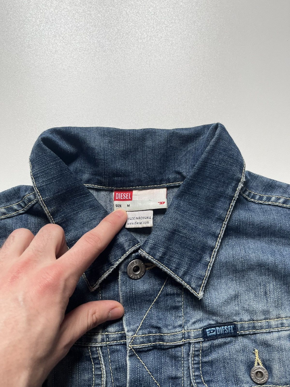 Diesel Vintage 90s Diesel washed Denim Truck jacket Size M / US 6-8 / IT 42-44 - 3 Thumbnail