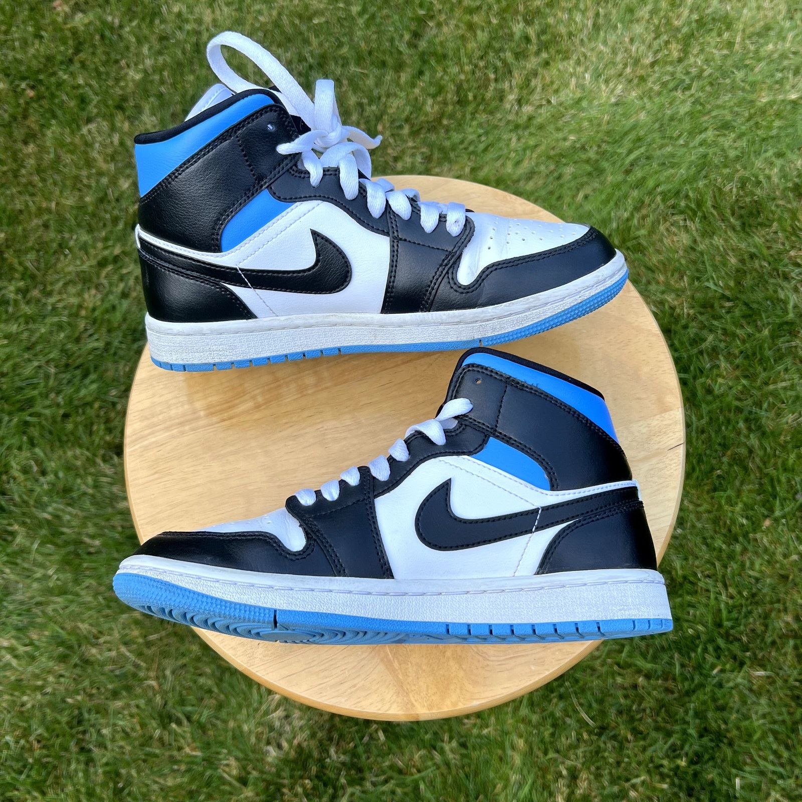 Jordan Brand × Nike Wmns Air Jordan 1 Mid University Blue Women's Shoes - Size 7 Size US 7 / IT 37 - 2 Thumbnail