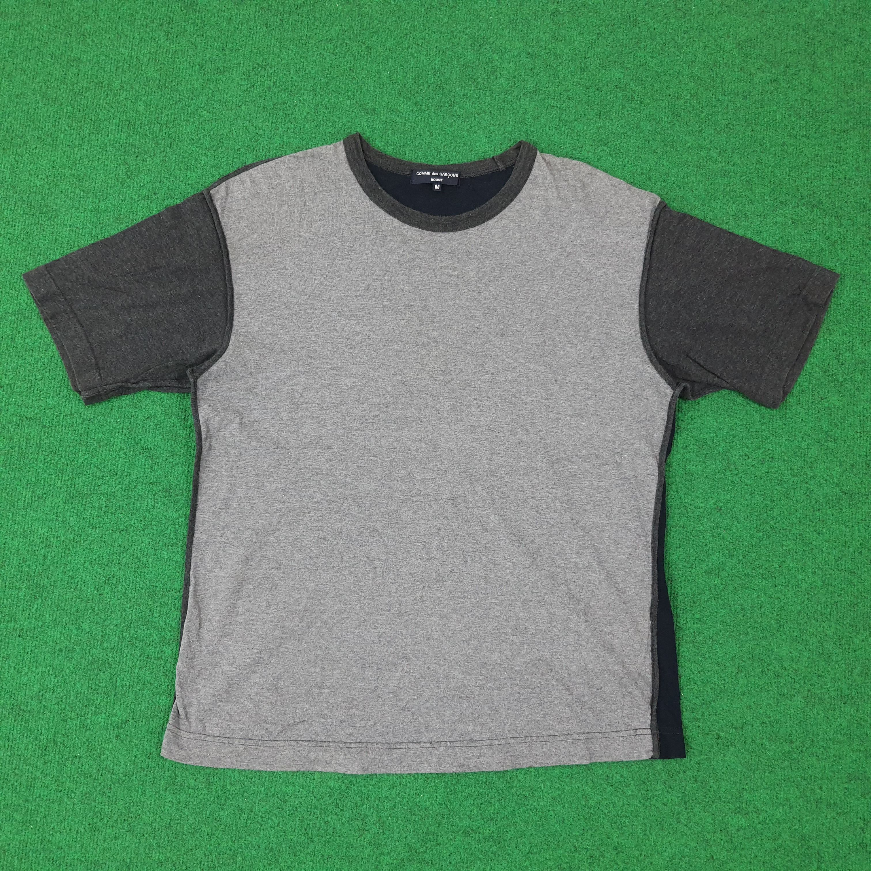 Comme des Garcons Vintage Comme Des Garcons Japan Designer Tshirt C239N63 Size US M / EU 48-50 / 2 - 1 Thumbnail