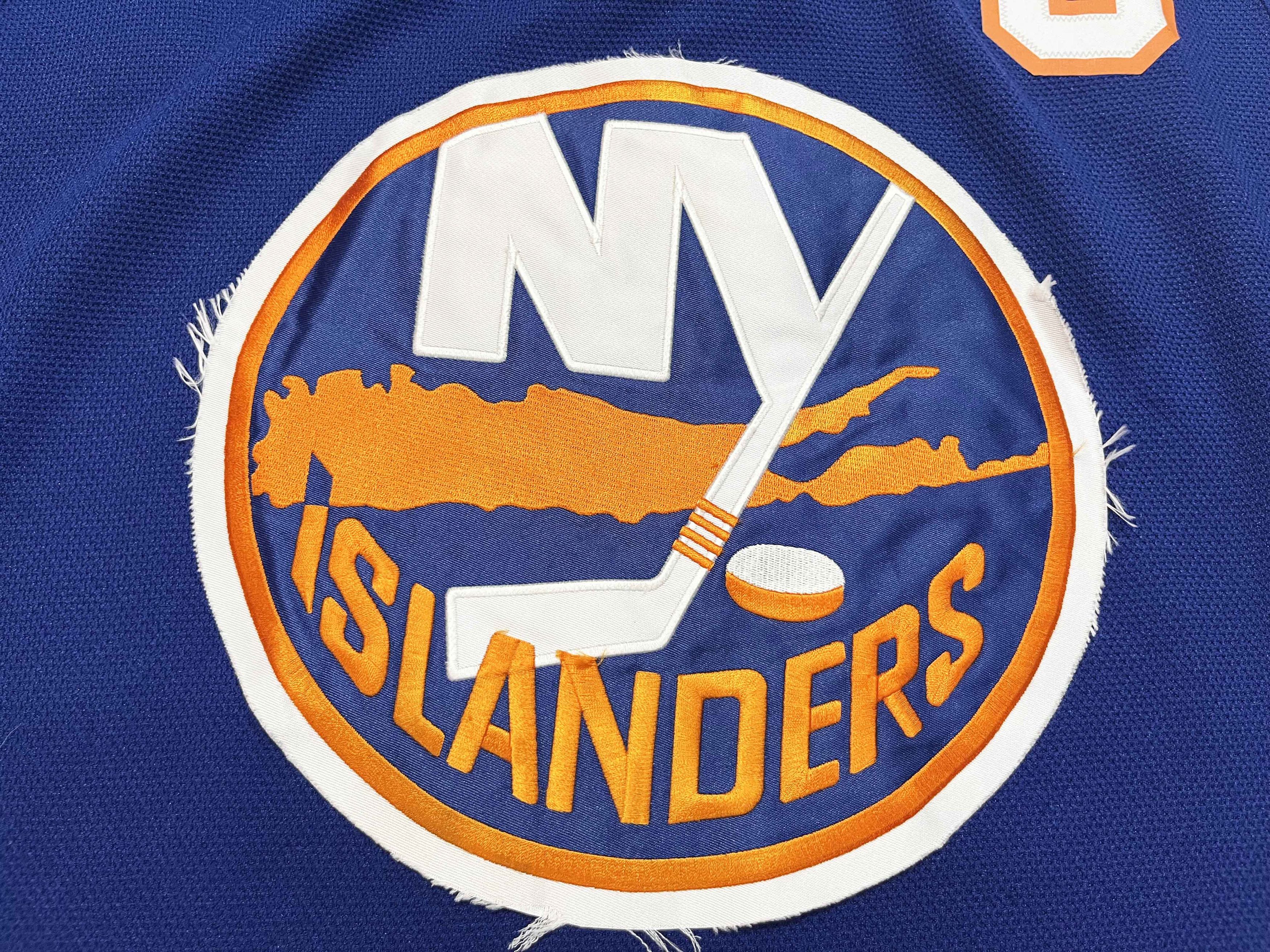 Reebok Reebok New York Islanders TAVARES #91 NHL Hockey Jersey Size US L / EU 52-54 / 3 - 2 Thumbnail