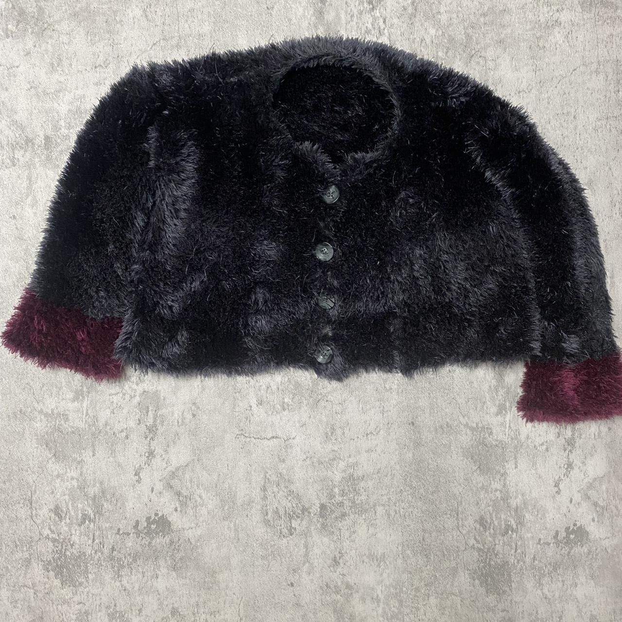 Other Black and burgundy faux fur cardigan #fauxfur #cardigan Size ONE SIZE - 1 Thumbnail