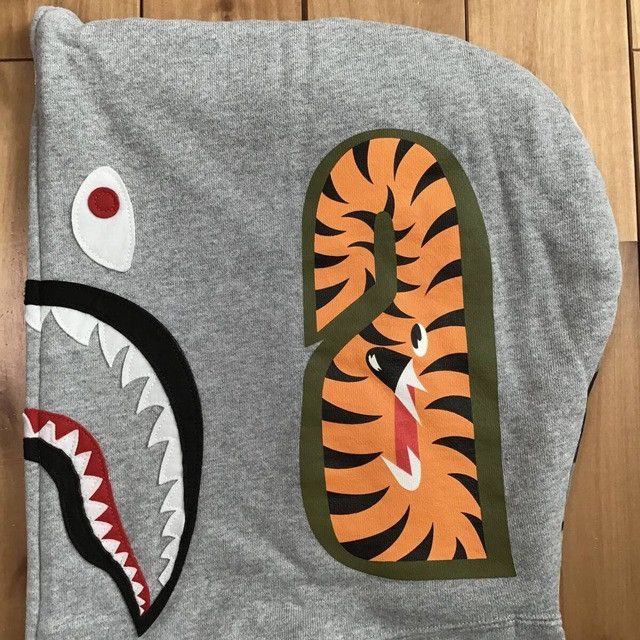 Bape 🔥NFS limited🔥 BAPE camo Shark full zip hoodie a bathing ape Size US L / EU 52-54 / 3 - 5 Thumbnail