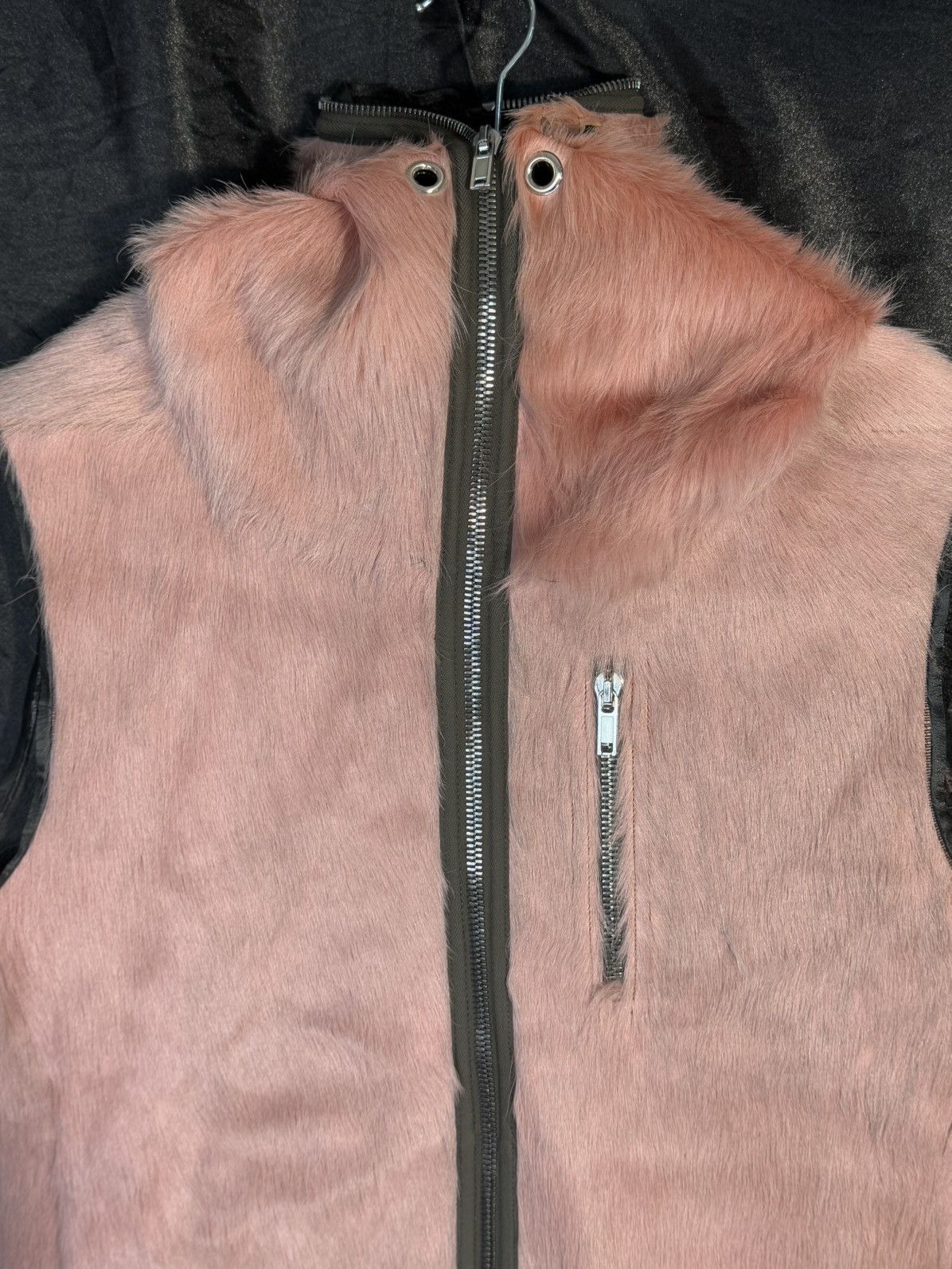 Rick Owens RICK OWENS PONY HAIR VEST Size US M / EU 48-50 / 2 - 2 Thumbnail