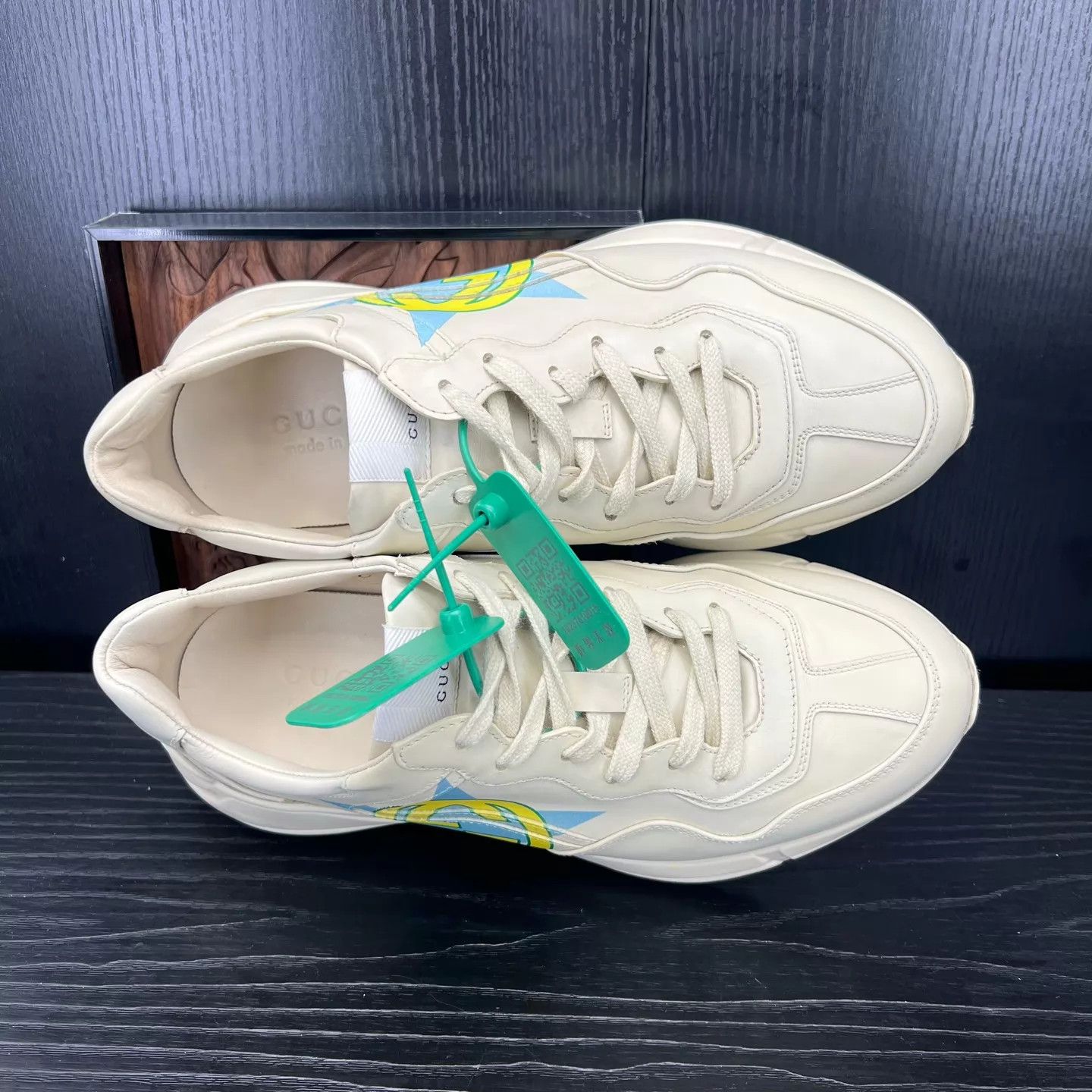 Gucci Gucci Rhyton Blue Yellow Star Sneaker Size 7 (US41) Size US 8 / EU 41 - 2 Thumbnail
