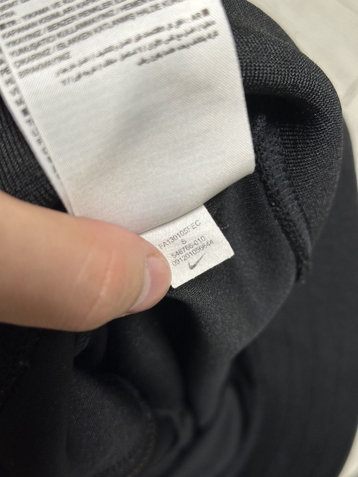 Nike Nike Celtic Vintage Y2k Streetwear Basic Logo Light Jacket Size US S / EU 44-46 / 1 - 9 Thumbnail