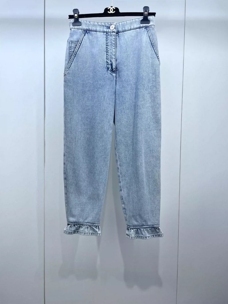 Chanel Chanel Ruffled trousers and jeans 2504-Nextarrow Size 42" / US 20 - 1 Thumbnail