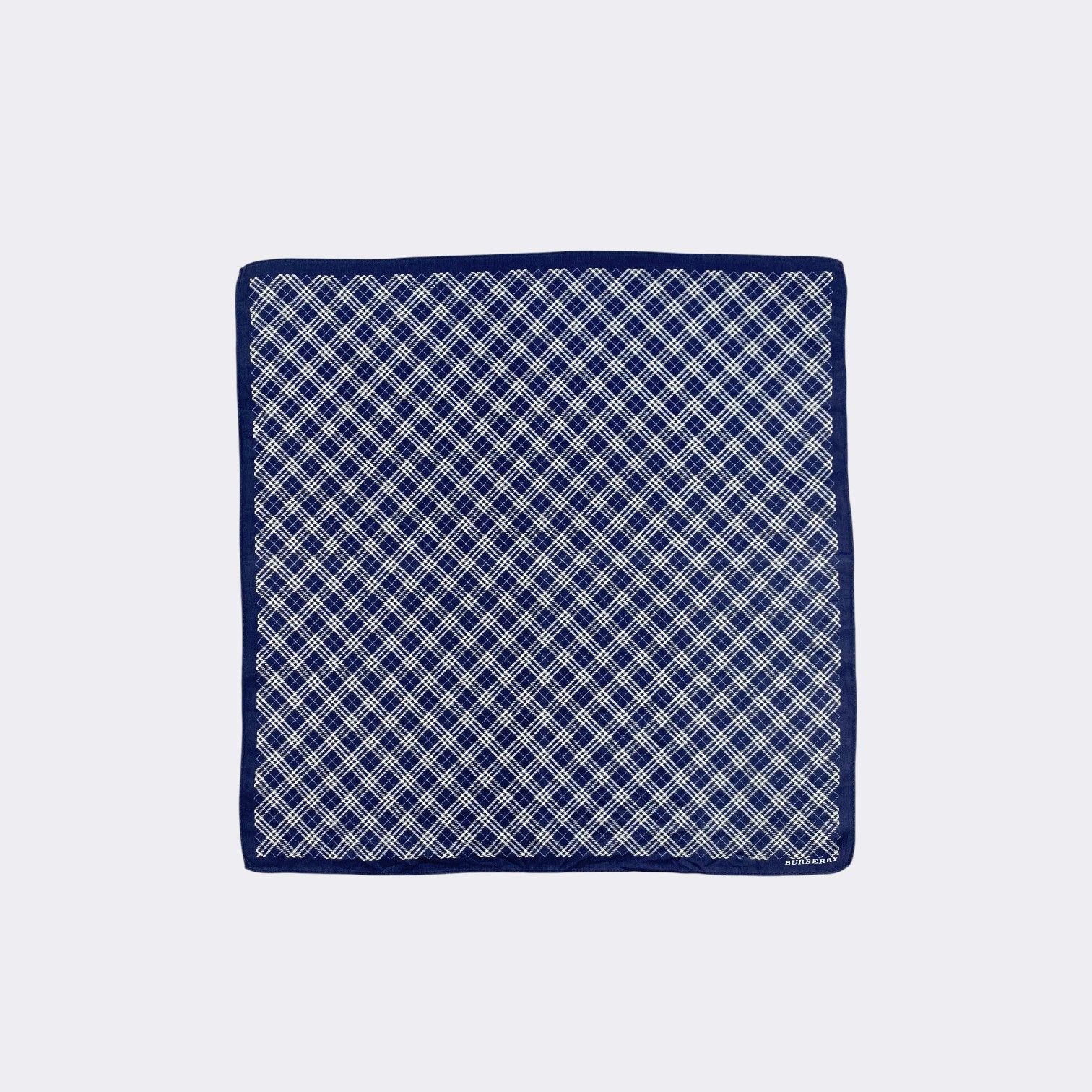 Burberry Vintage Burberry Handkerchief Neckerchief Bandana H256Q Size ONE SIZE - 2 Thumbnail