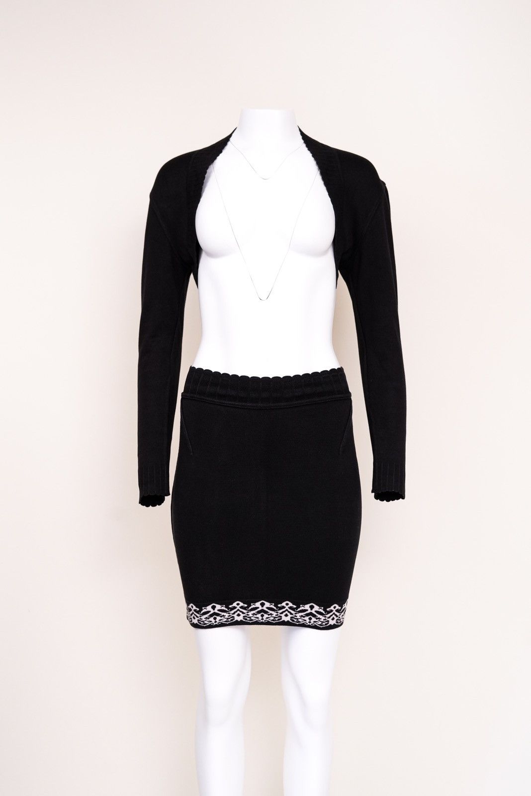 Alaia Alaia 1992 Runway Black Cardigan and Skirt Set Size XS / US 0-2 / IT 36-38 - 2 Thumbnail