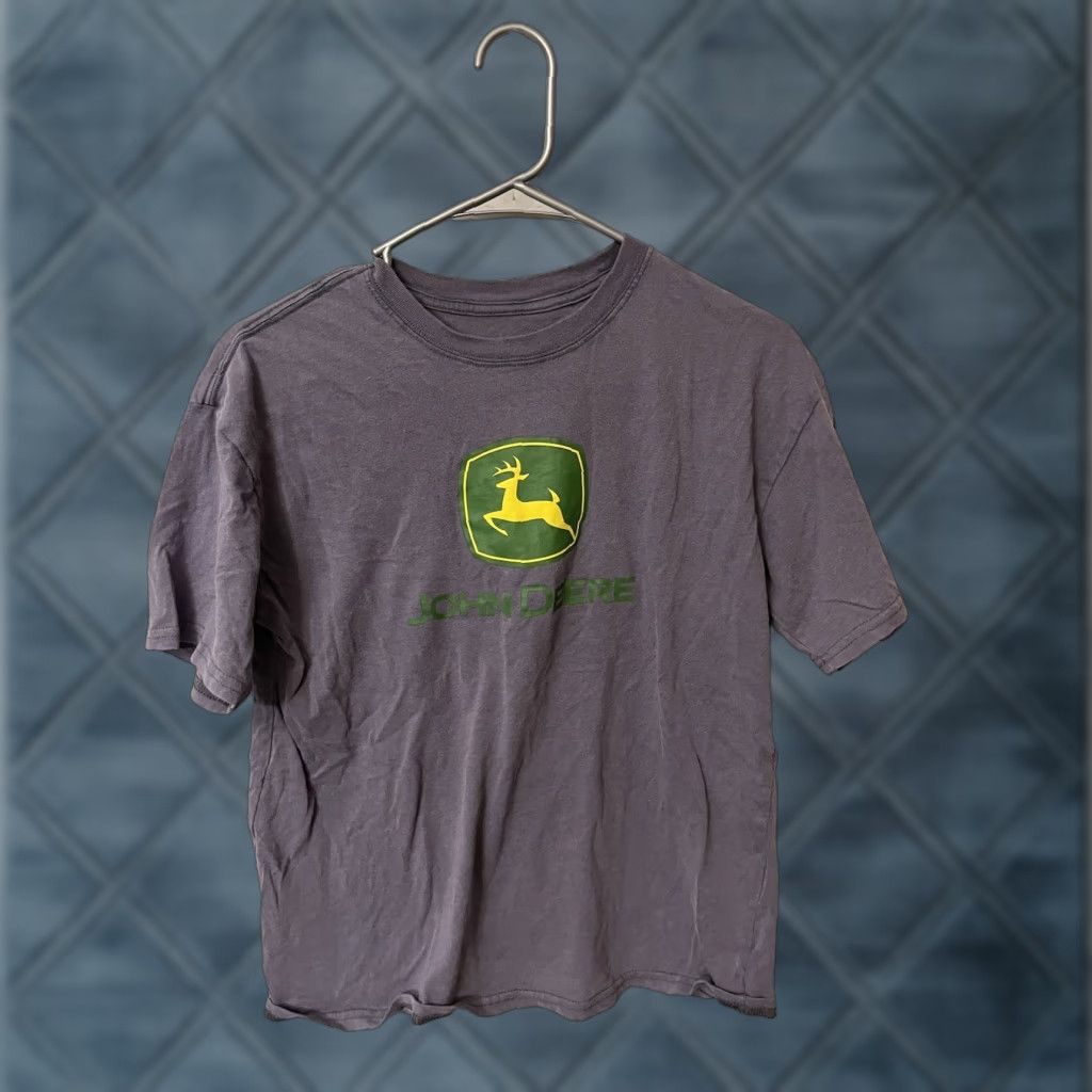 John Deere VINTAGE John Deere T-Shirt Unisex Size S Blue Crew Neck Short Sleeve 100% Cotton Logo Graphic Spring Summer Fall Winter Mens Womens Boys Girls Size US S / EU 44-46 / 1 - 1 Thumbnail