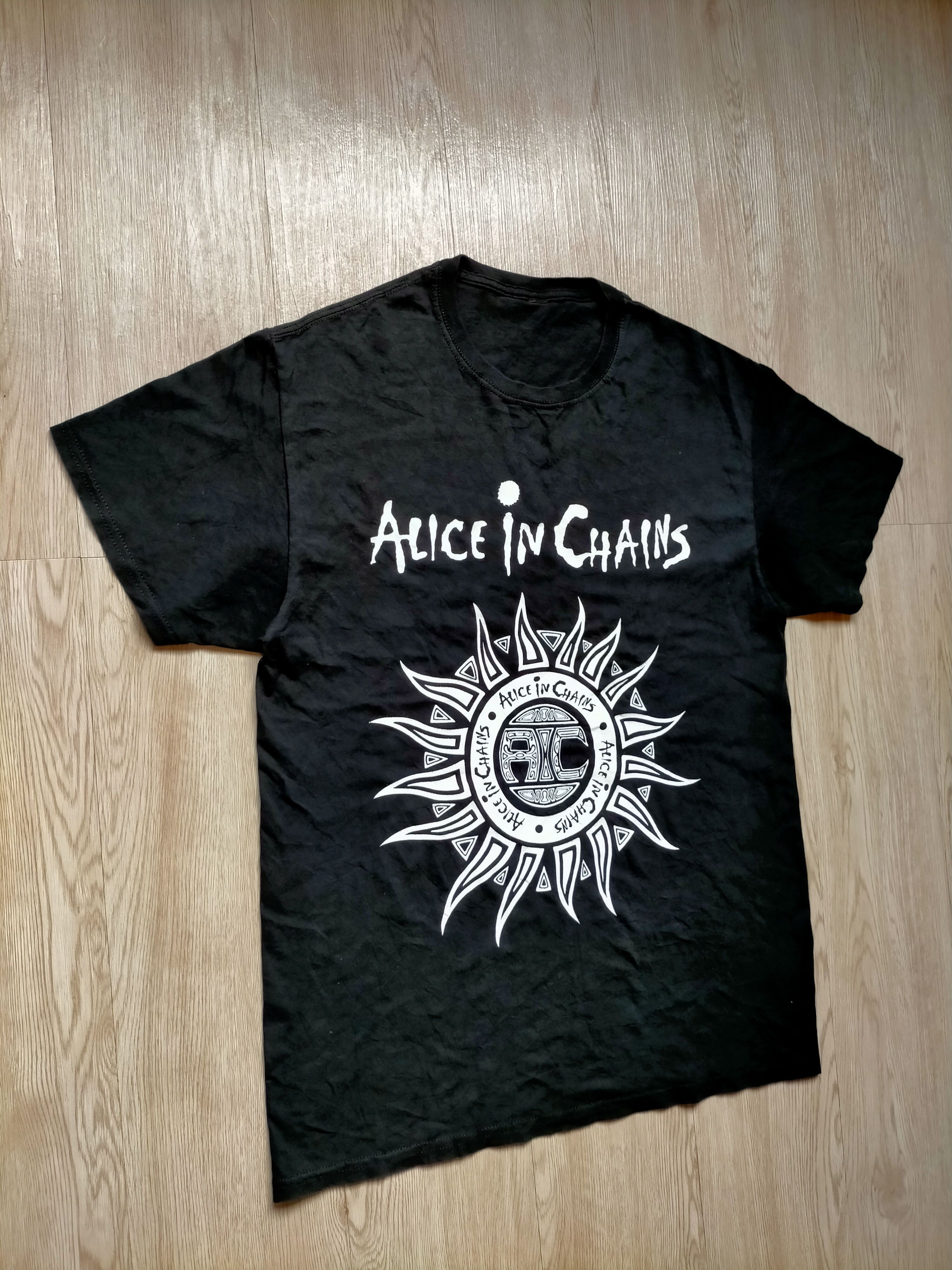 Band Tees Alice in Chains Band tees black tee Size US S / EU 44-46 / 1 - 3 Thumbnail