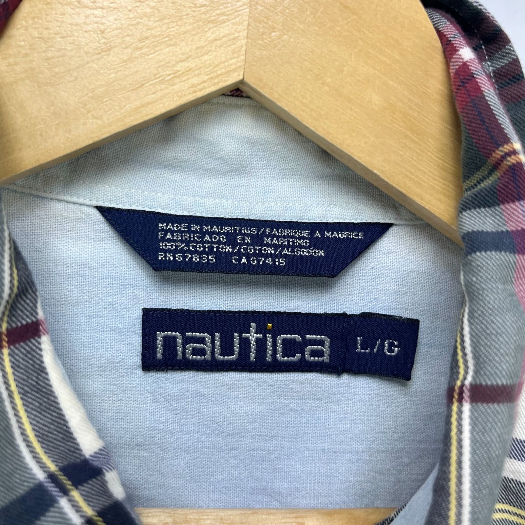 Nautica VINTAGE Nautica Plaid Button-Up Shirt Large Longsleeve Mens L White Size US L / EU 52-54 / 3 - 5 Thumbnail