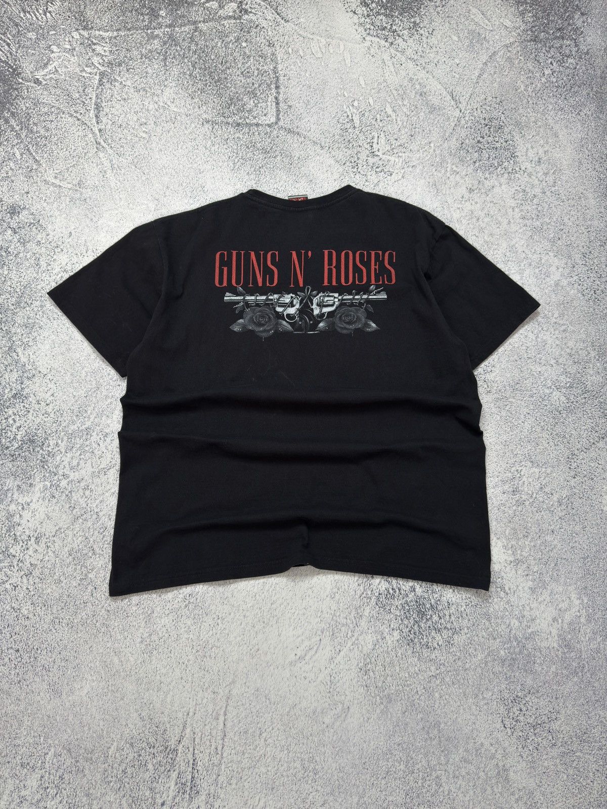 Guns N' Roses VINTAGE 90s GUNS N ROSES USE YOUR ILLUTION TOUR BAND T-SHIRT Size US XL / EU 56 / 4 - 12 Thumbnail