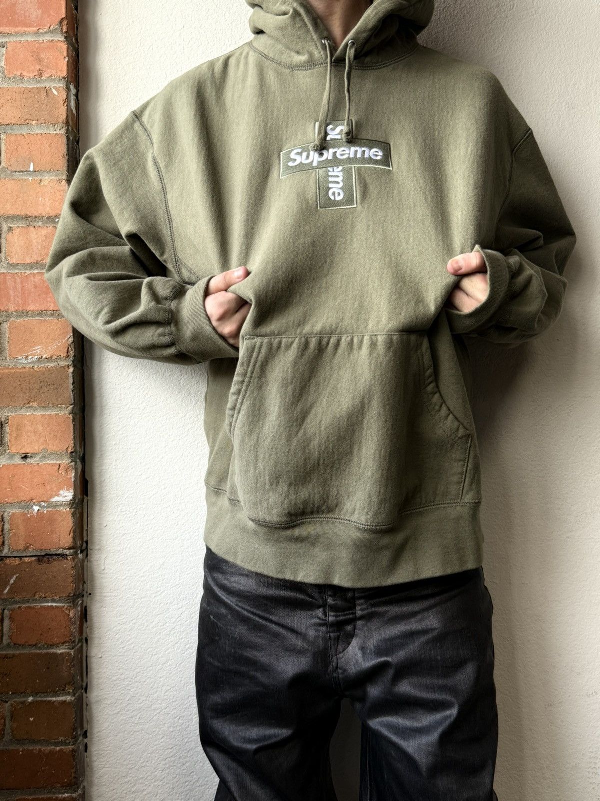 Supreme Supreme Cross Box Logo Oversized Hoodie Size US XL / EU 56 / 4 - 2 Thumbnail