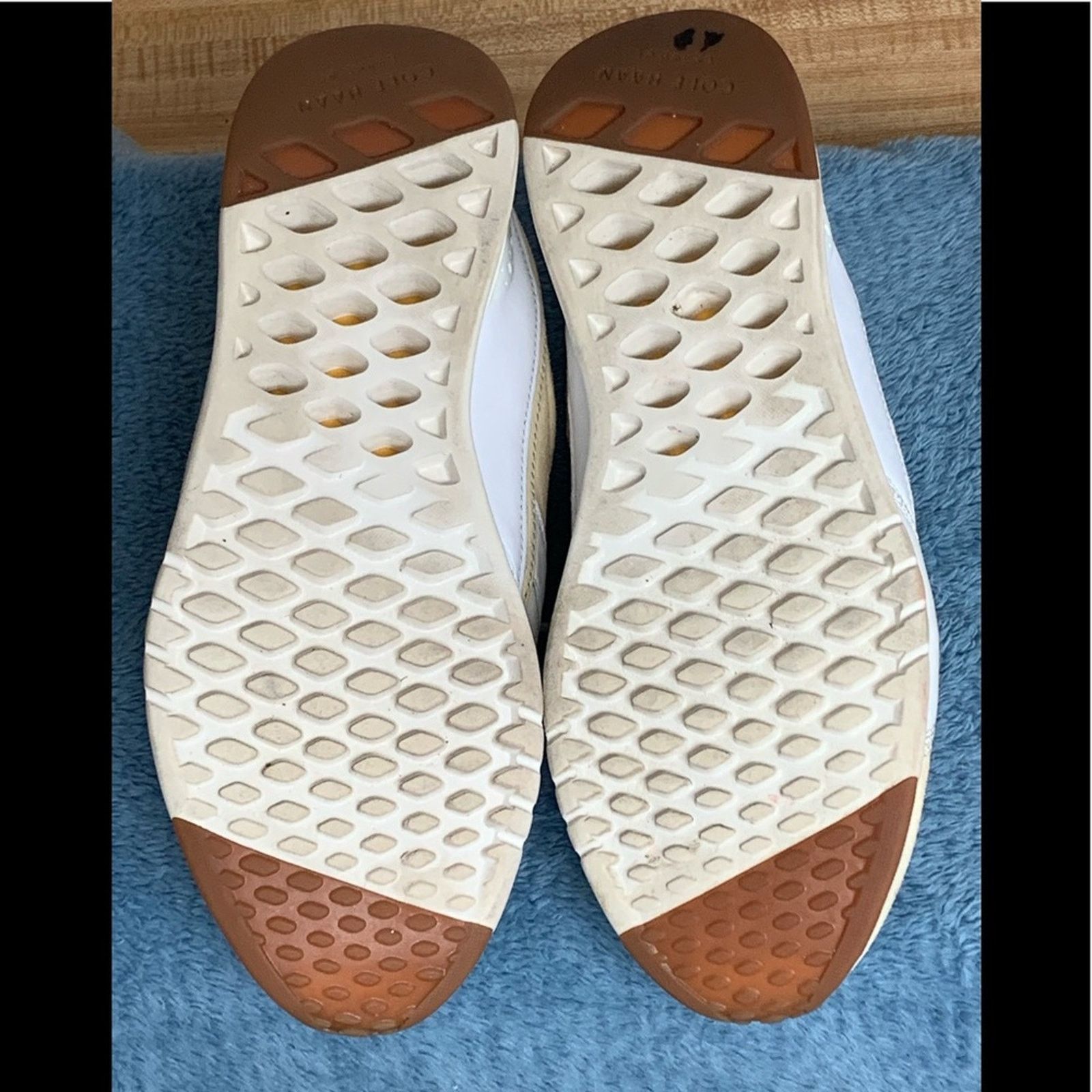 Cole Haan WOMENS COLE HAAN GRANDPRO DOWNTOWN SHOES SIZE 7 LIKE NEW Size US 7 / IT 37 - 9 Thumbnail