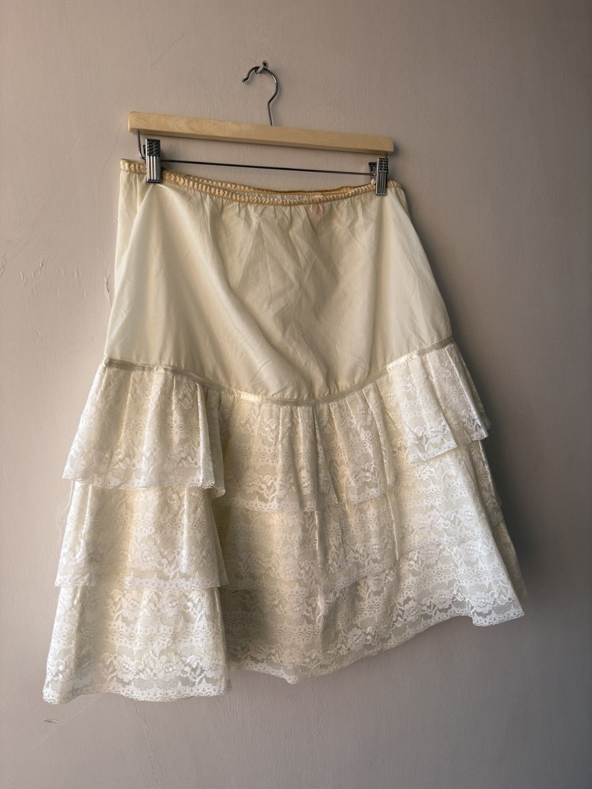 Vintage Vintage petticoat Size 28" / US 6 / IT 42 - 3 Thumbnail