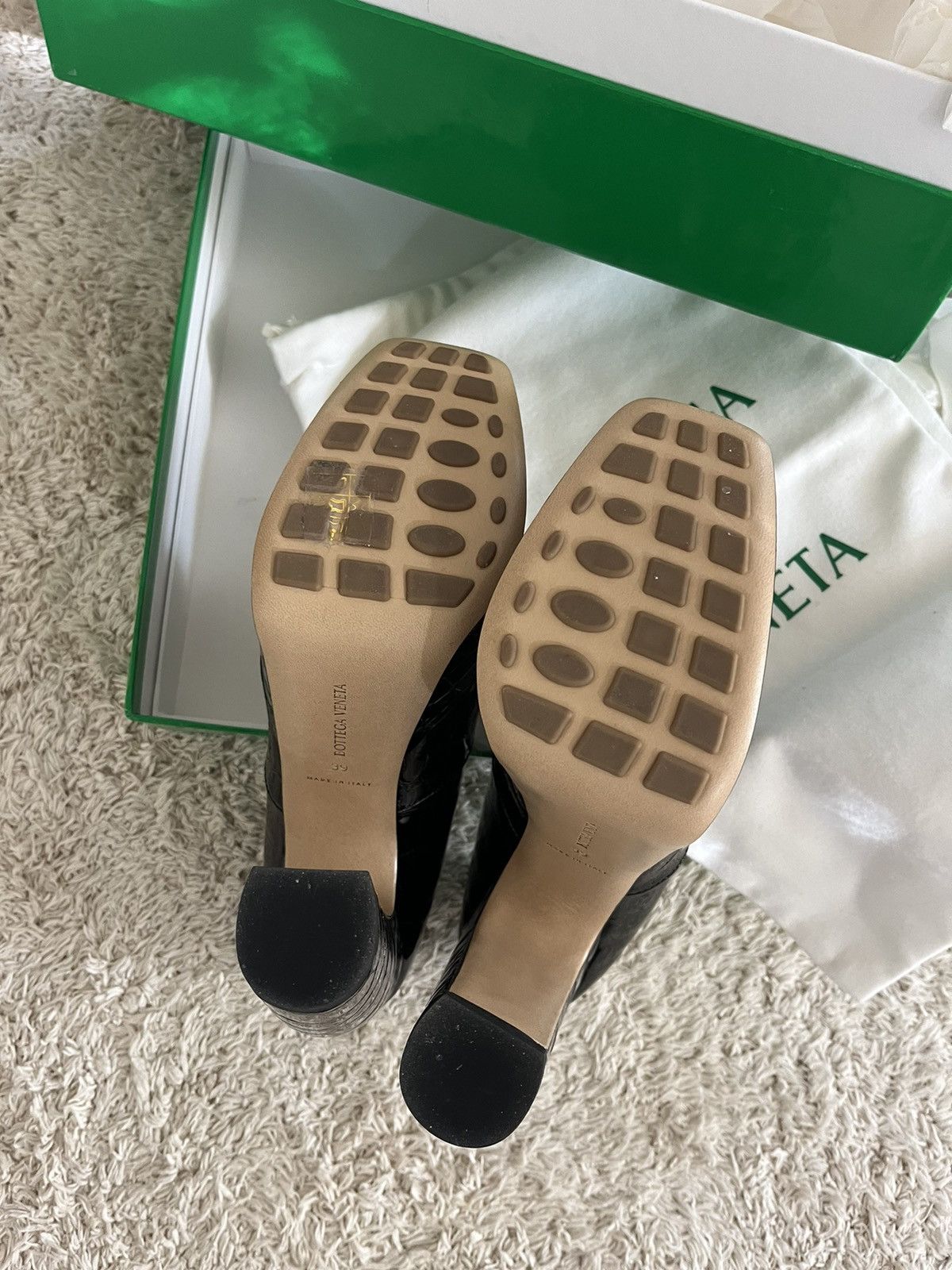 Bottega Veneta BOTTEGA VENETA CROC PLATFORM PUMPS NIB Size US 9 / IT 39 - 5 Thumbnail