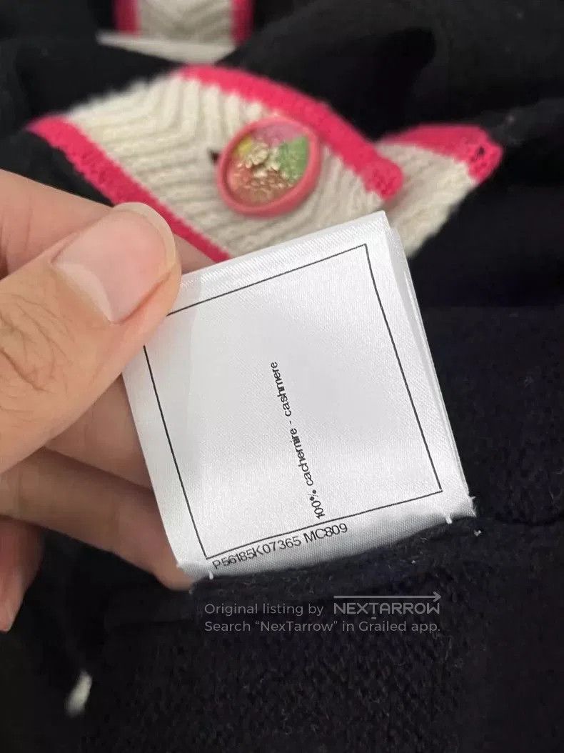 Chanel Chanel Black Cashmere Knit Cardigan. Size US M / EU 48-50 / 2 - 7 Thumbnail