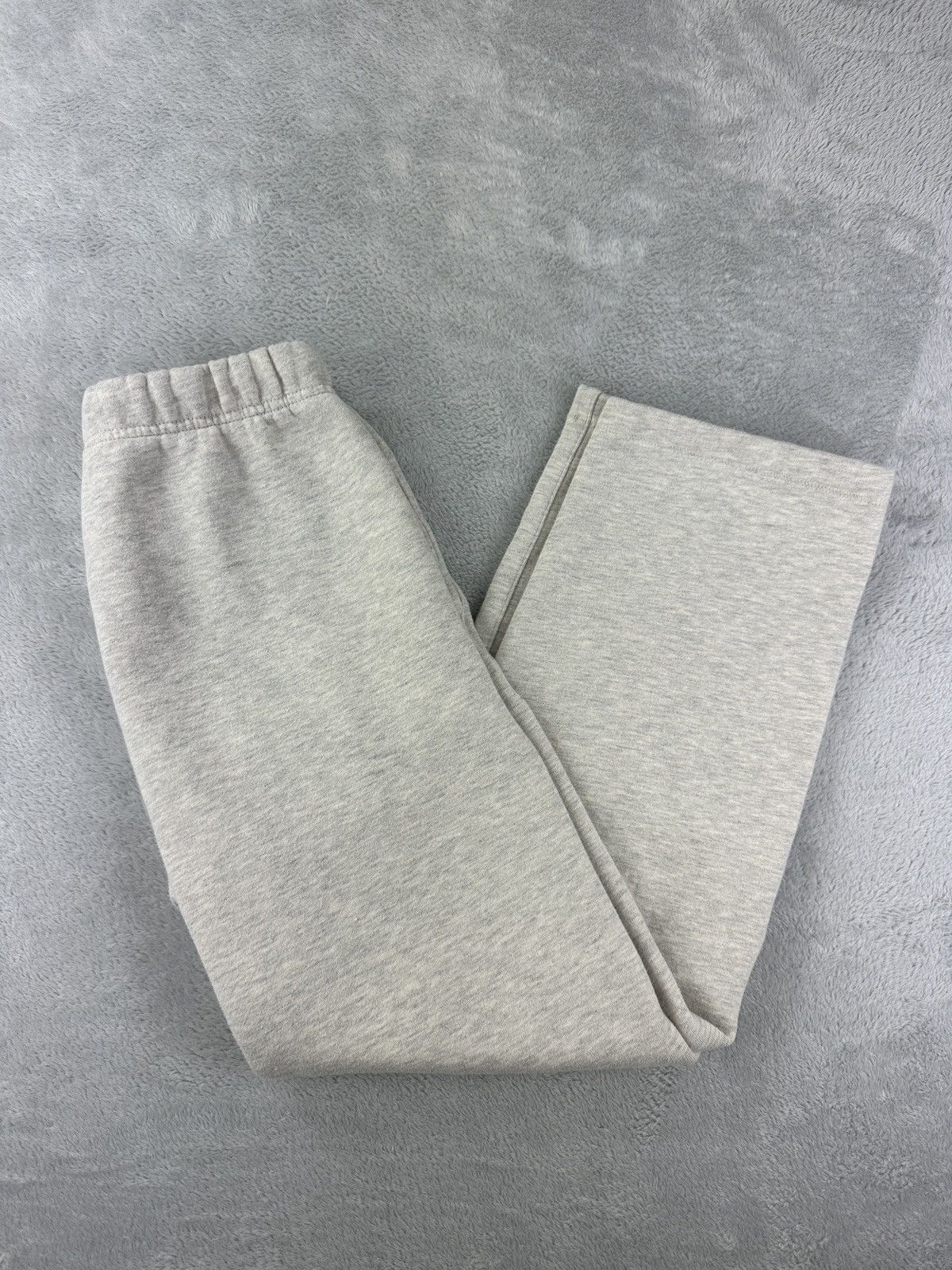 Essentials Essentials Fear of God FOG Fleece Sweatpants Beige Women's Size 26" / US 2 / IT 38 - 13 Thumbnail