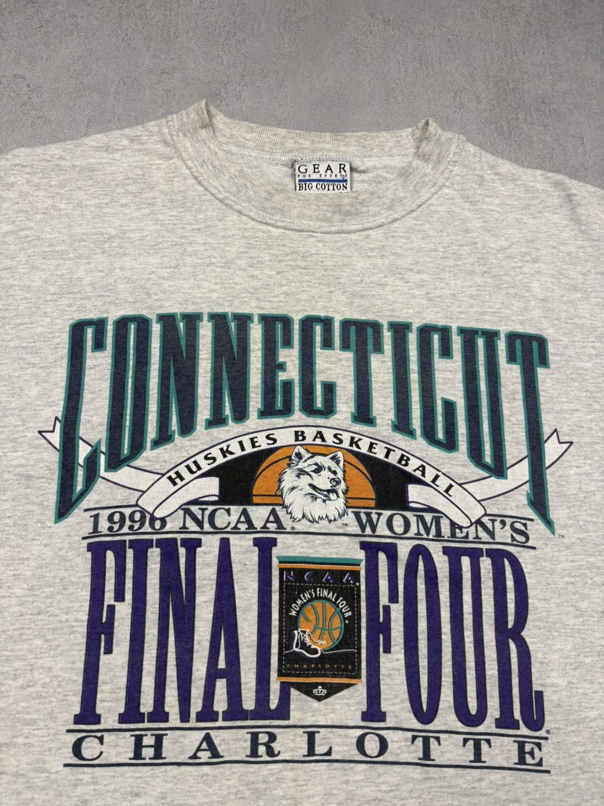 NCAA Vintage 1996 UConn Huskies NCAA Women’s Final Four T-Shirt L Size US L / EU 52-54 / 3 - 6 Thumbnail