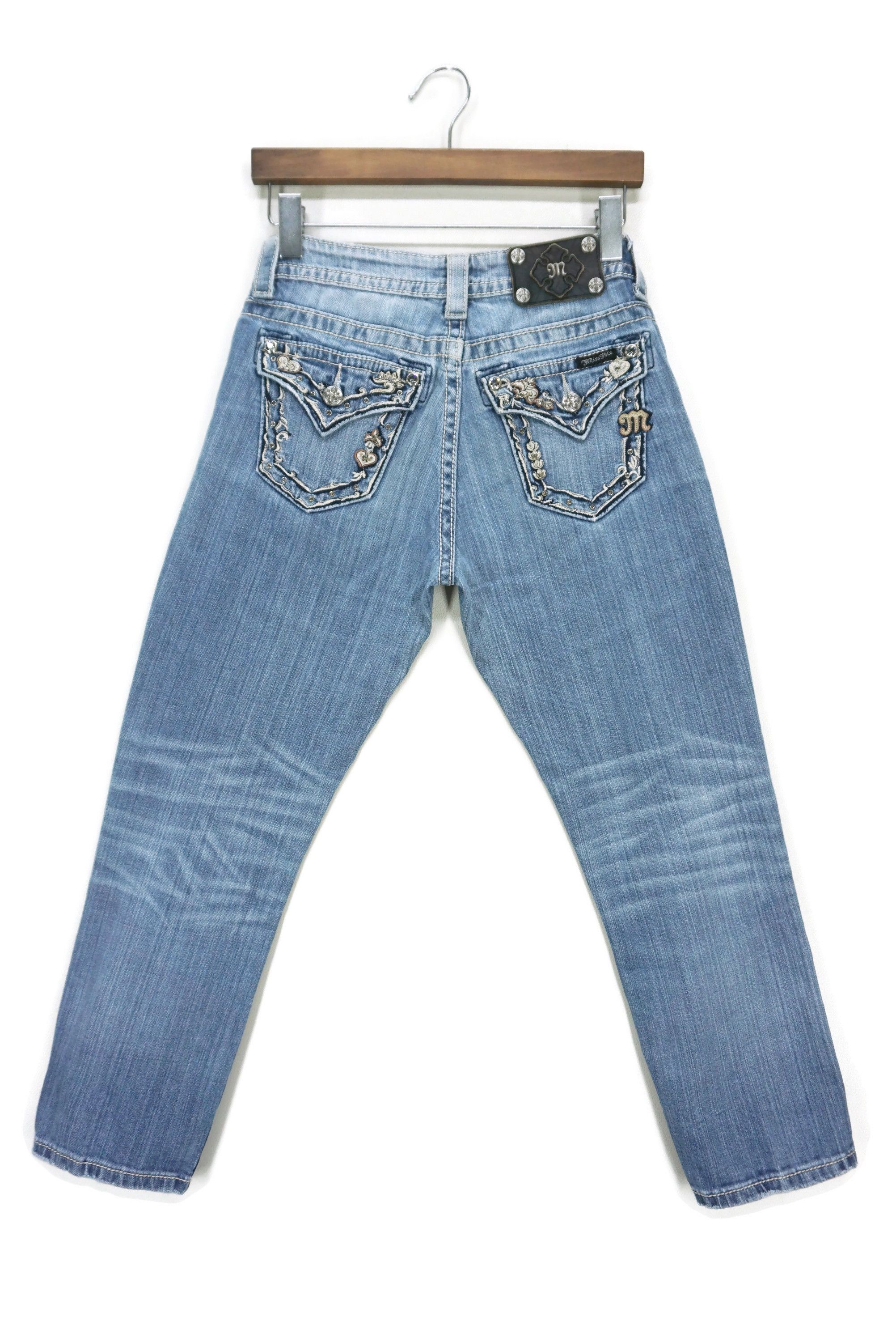 Miss Me Boyfriend Jeans Size 24 fits W29 L25 Studded Cropped Denim Size 24" / US 00 / IT 34 - 1 Thumbnail