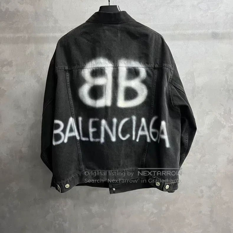 Balenciaga Balenciaga Black Spray Paint Effect Logo Denim Jacket Size US S / EU 44-46 / 1 - 1 Thumbnail