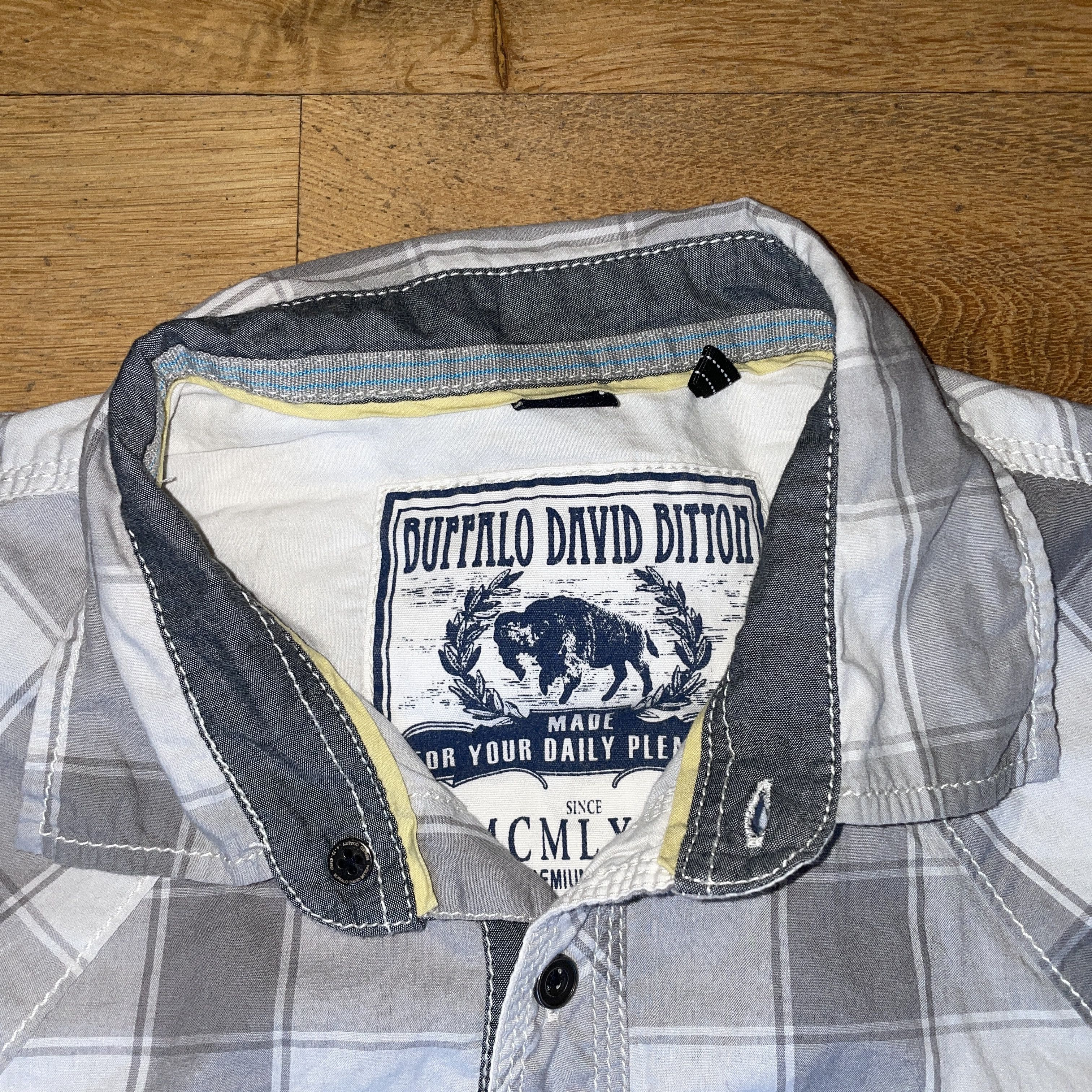 Buffalo David Bitton Buffalo David Bitton Men's Fashionable Check Shirt Size L Size US L / EU 52-54 / 3 - 2 Thumbnail