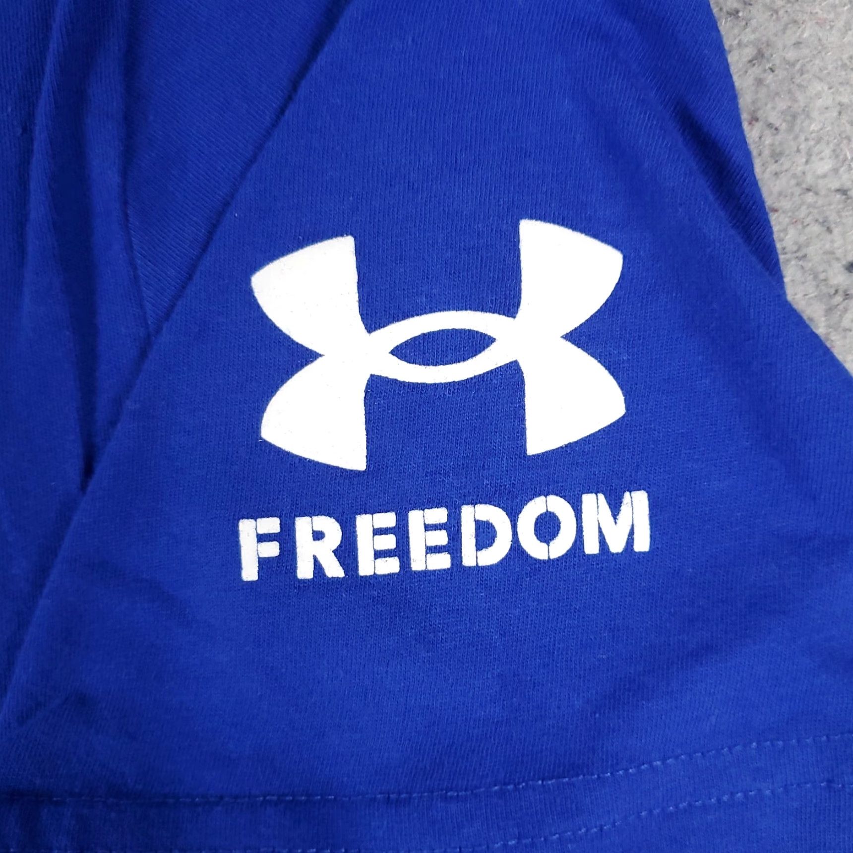 Under Armour Under Armour T-Shirt Mens Small Blue Short Sleeve Crew Neck Logo Solid 90s Modern Sports Mens S Blue Size US S / EU 44-46 / 1 - 4 Thumbnail