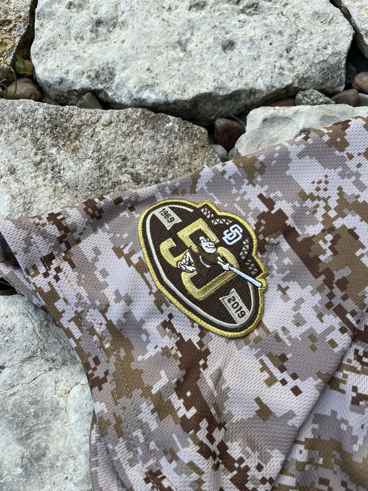 MLB × Majestic Vintage Majestic San Diego Padres button jersey camo shirt Size US XXL / EU 58 / 5 - 14 Thumbnail