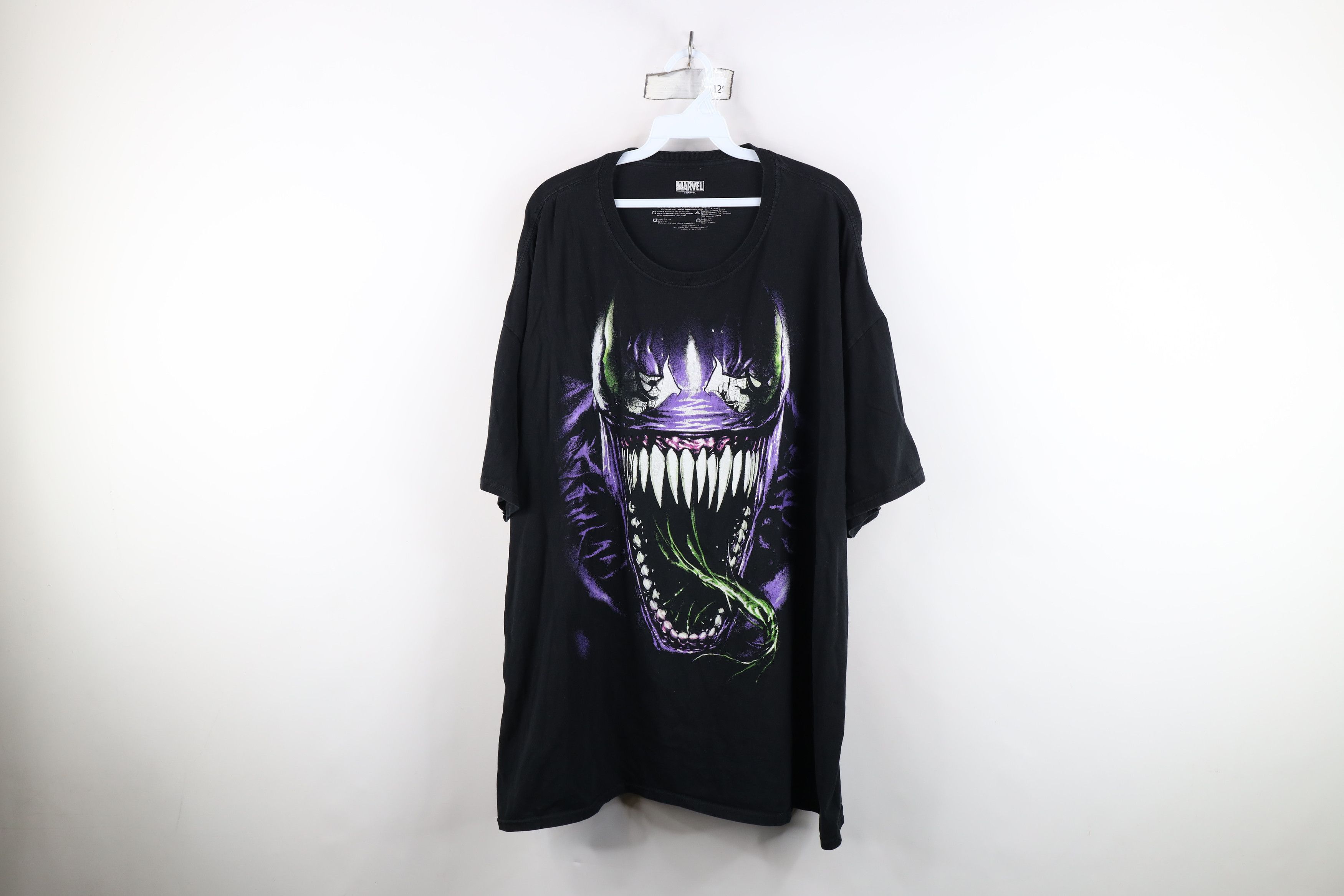 Vintage Retro Marvel Comics Spiderman Venom Short Sleeve T-Shirt Size US XXL / EU 58 / 5 - 1 Thumbnail