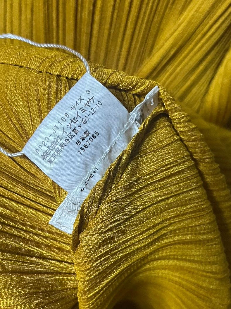 Issey Miyake issey miyake size:3 Yellow pleated coat Size XXS / US 00 / IT 34 - 6 Thumbnail