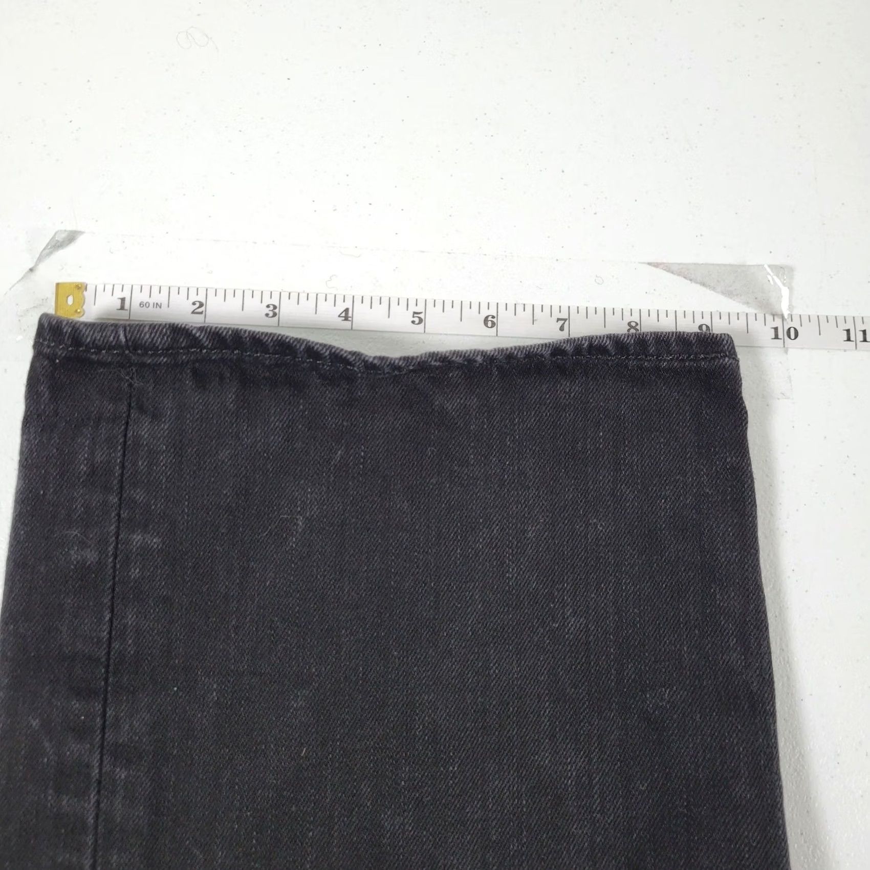 Levi's Item Specifications: Brand: Nike Size US 44 / EU 60 - 6 Thumbnail